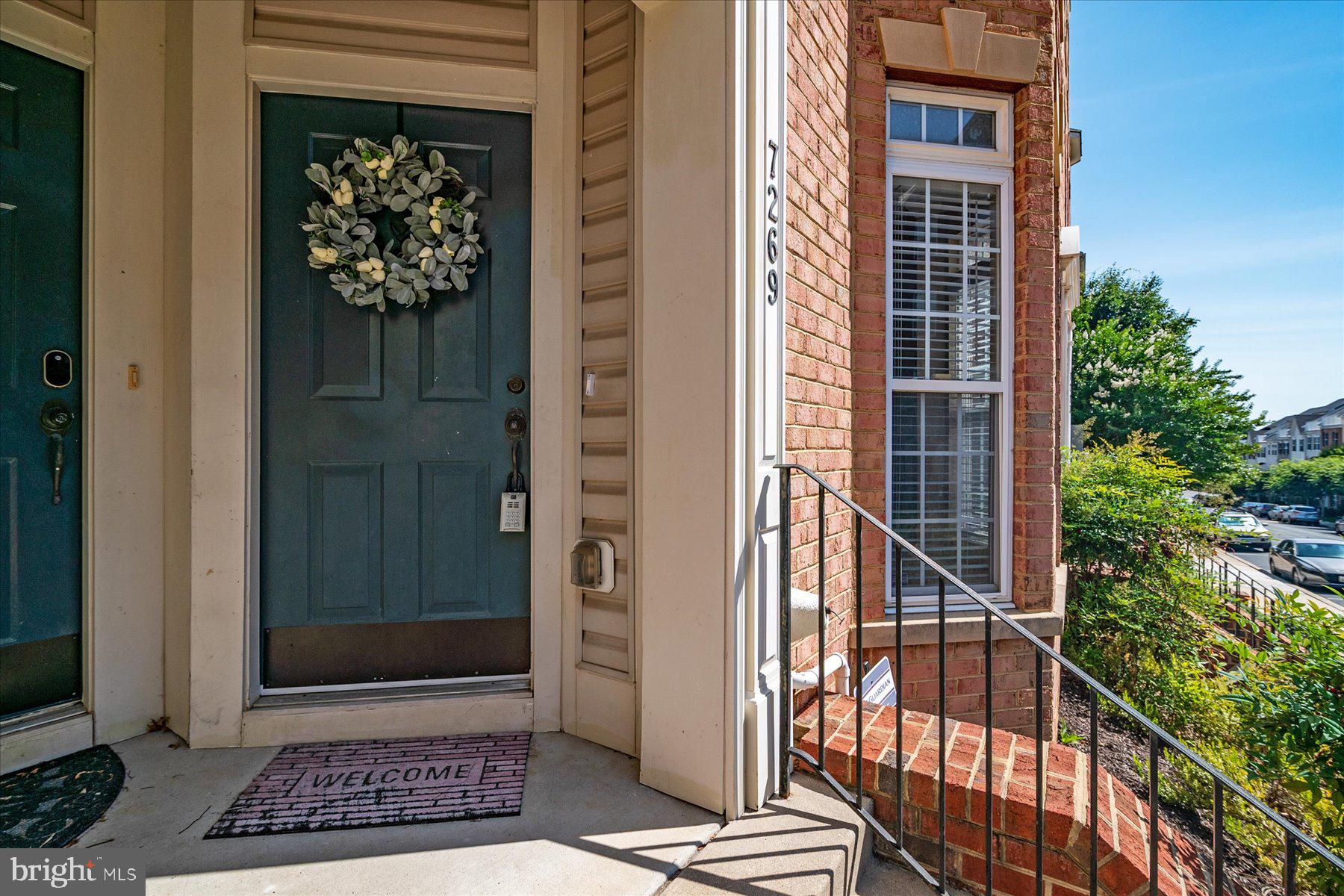 ELKRIDGE CROSSING - Residential