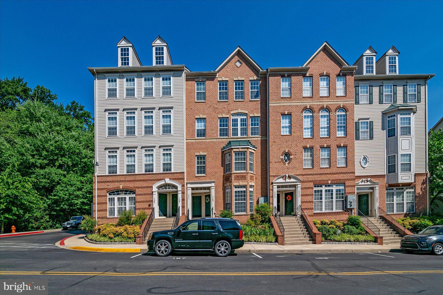 ELKRIDGE CROSSING - Residential