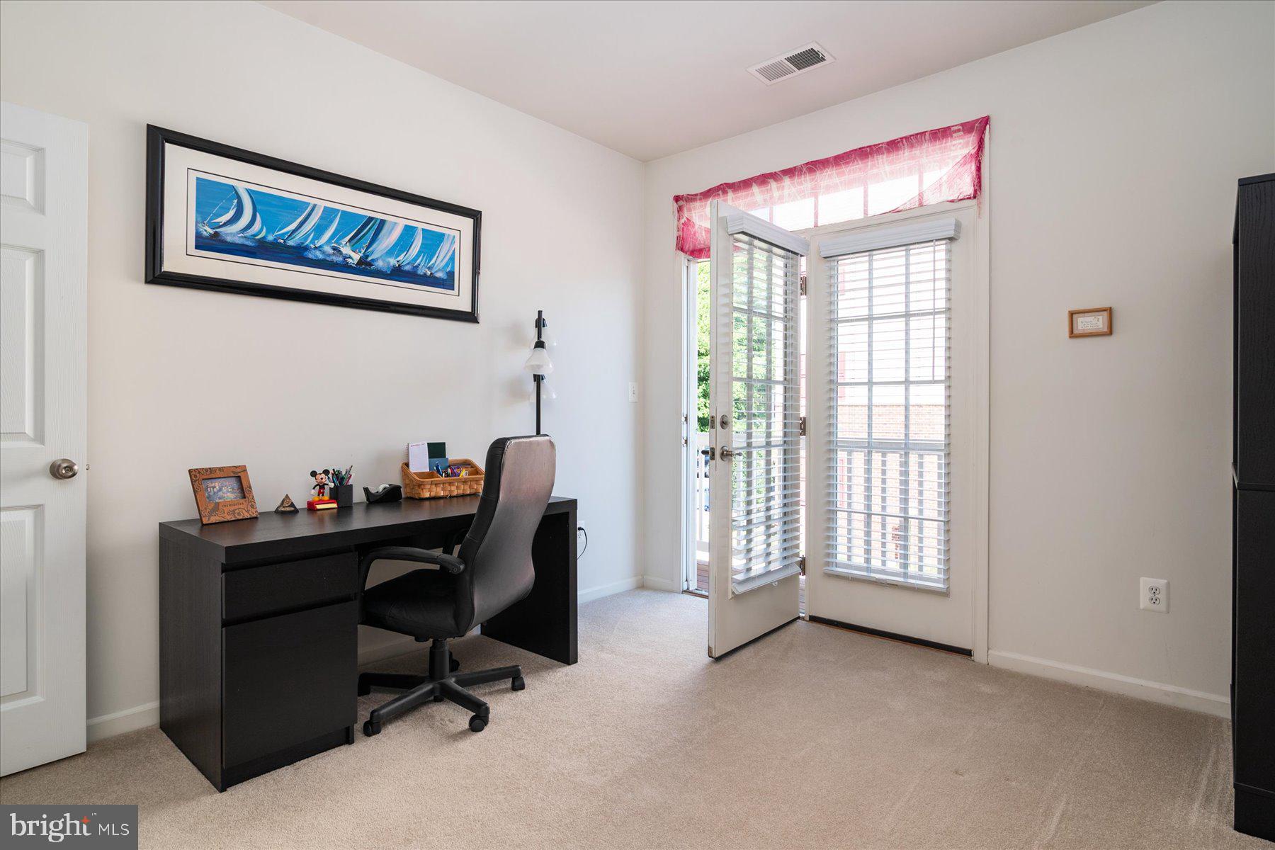 ELKRIDGE CROSSING - Residential