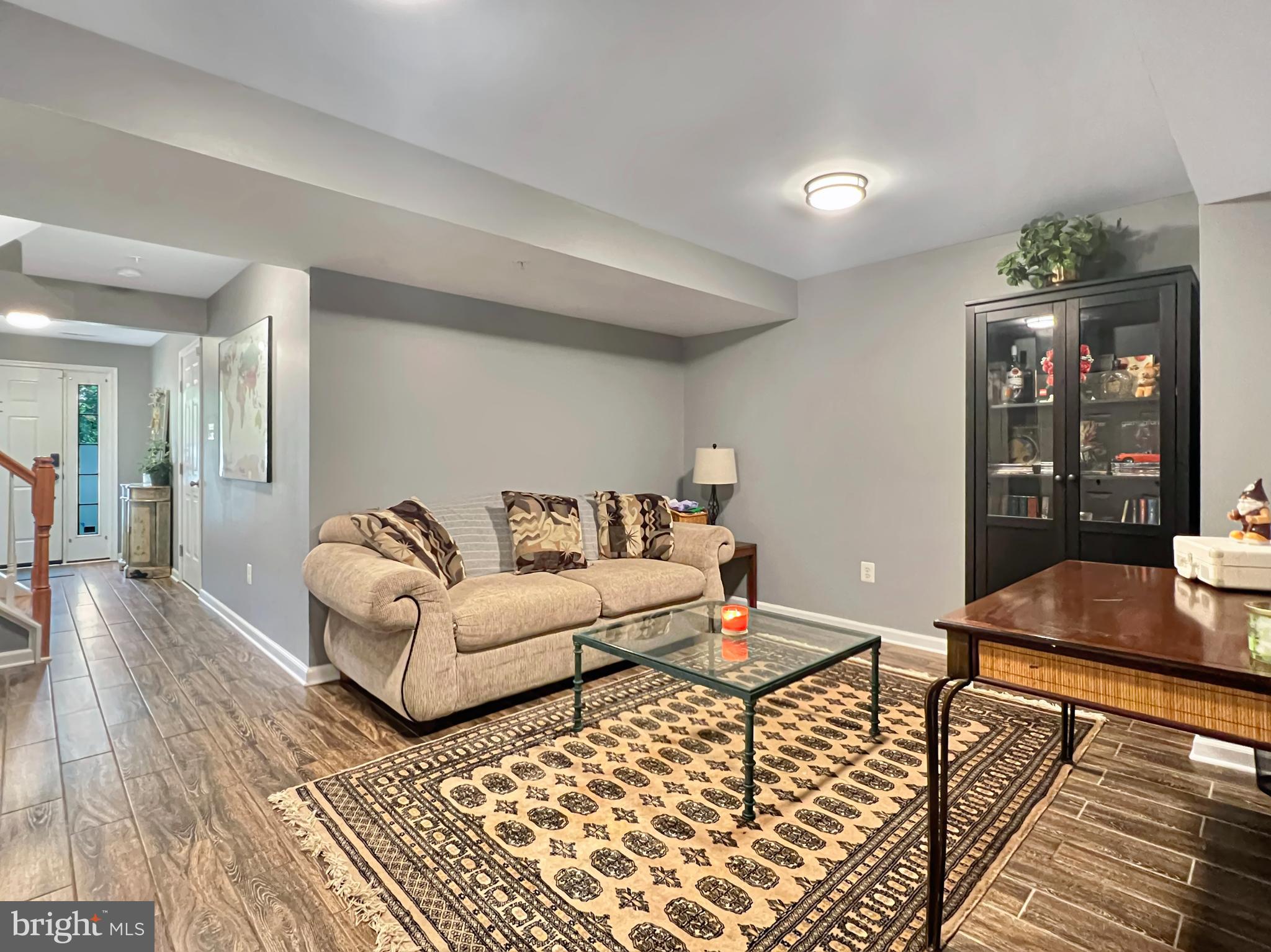 OATLAND FARM - Residential