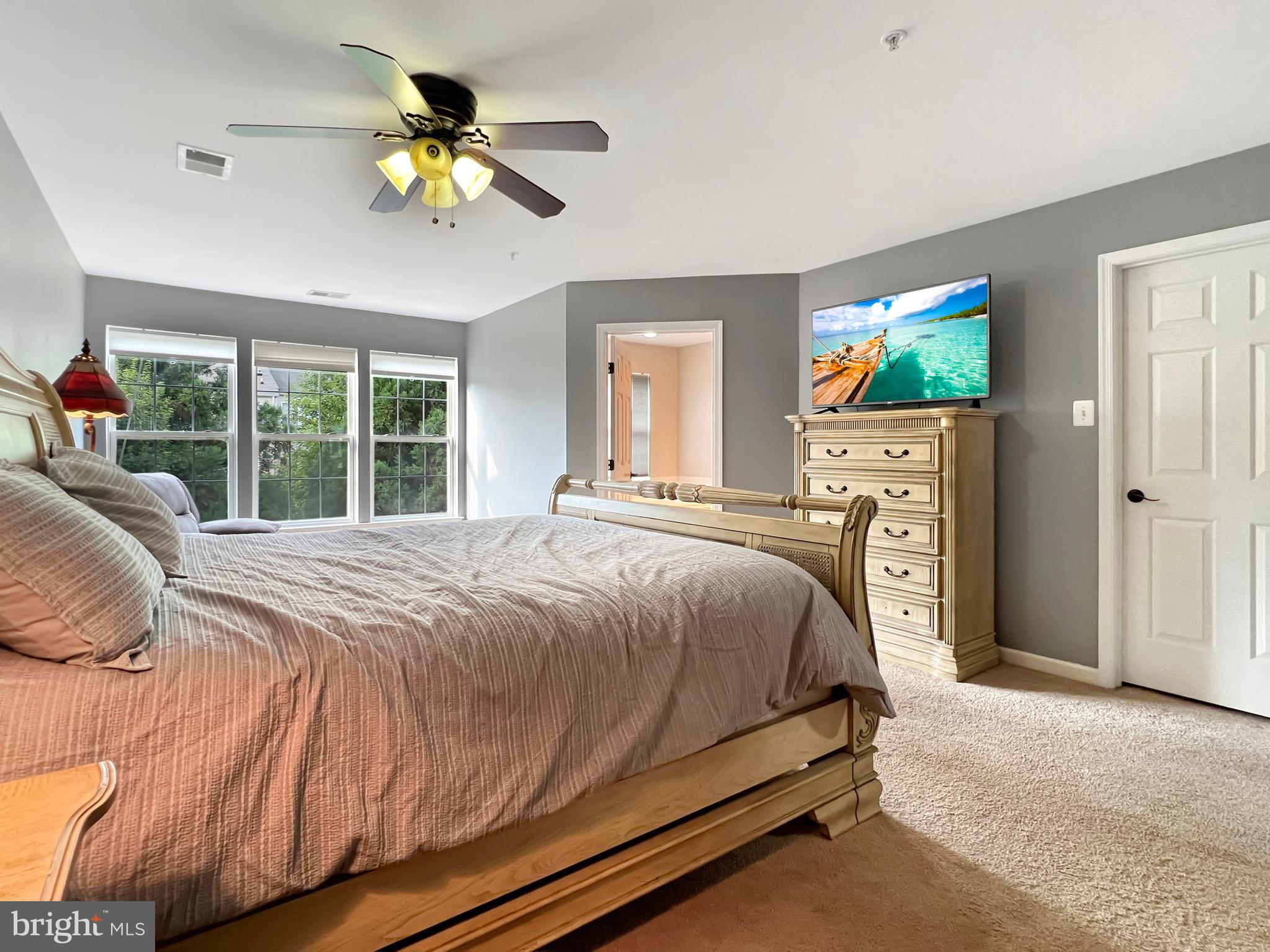 OATLAND FARM - Residential