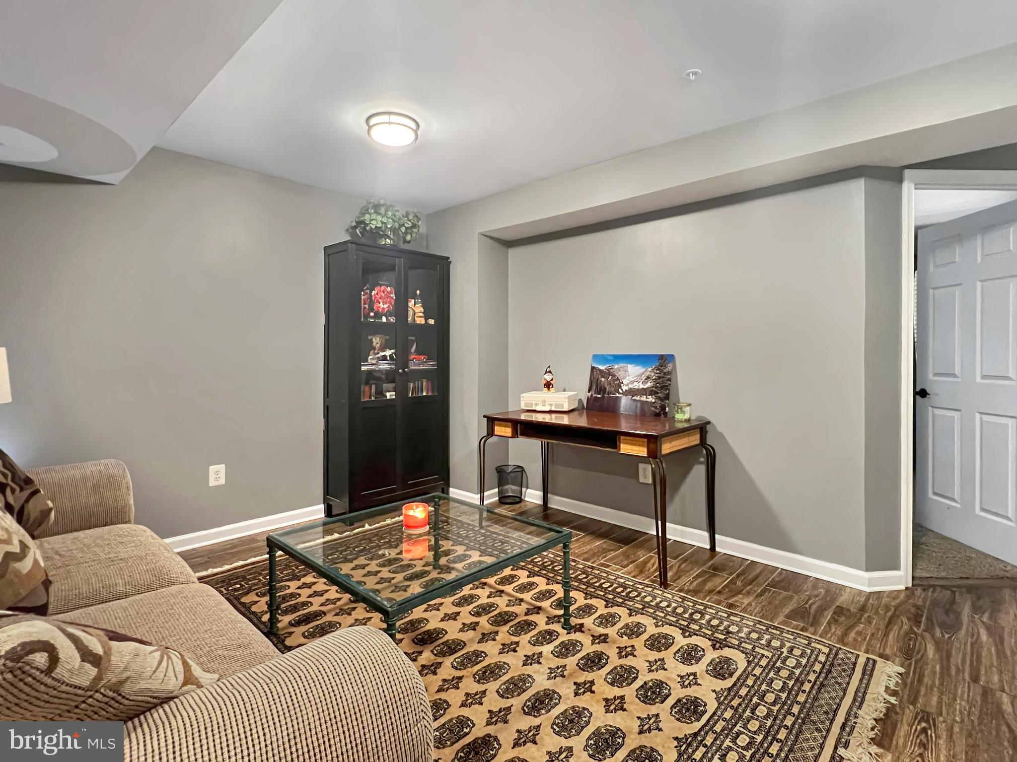 OATLAND FARM - Residential