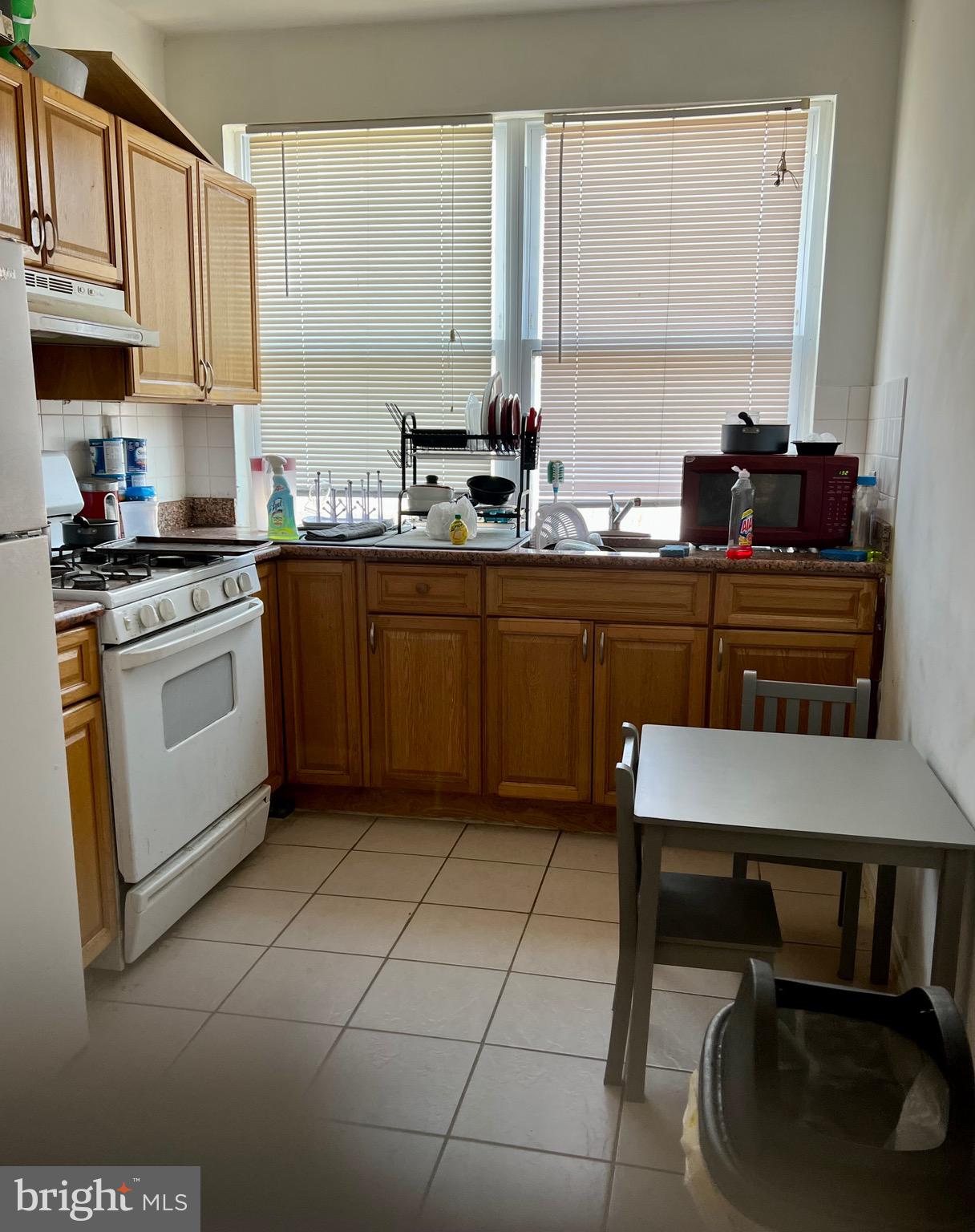 STONEHURST - Residential Income