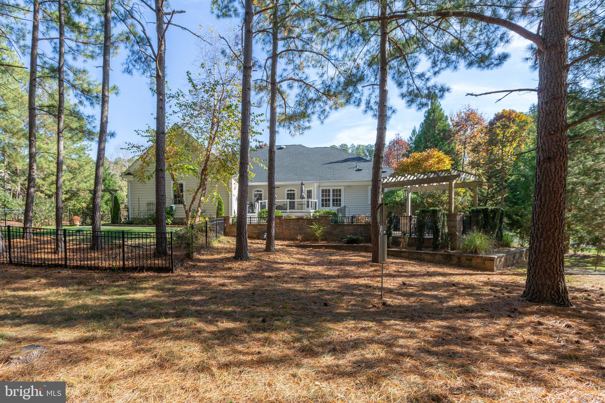 FAWN LAKE - Residential