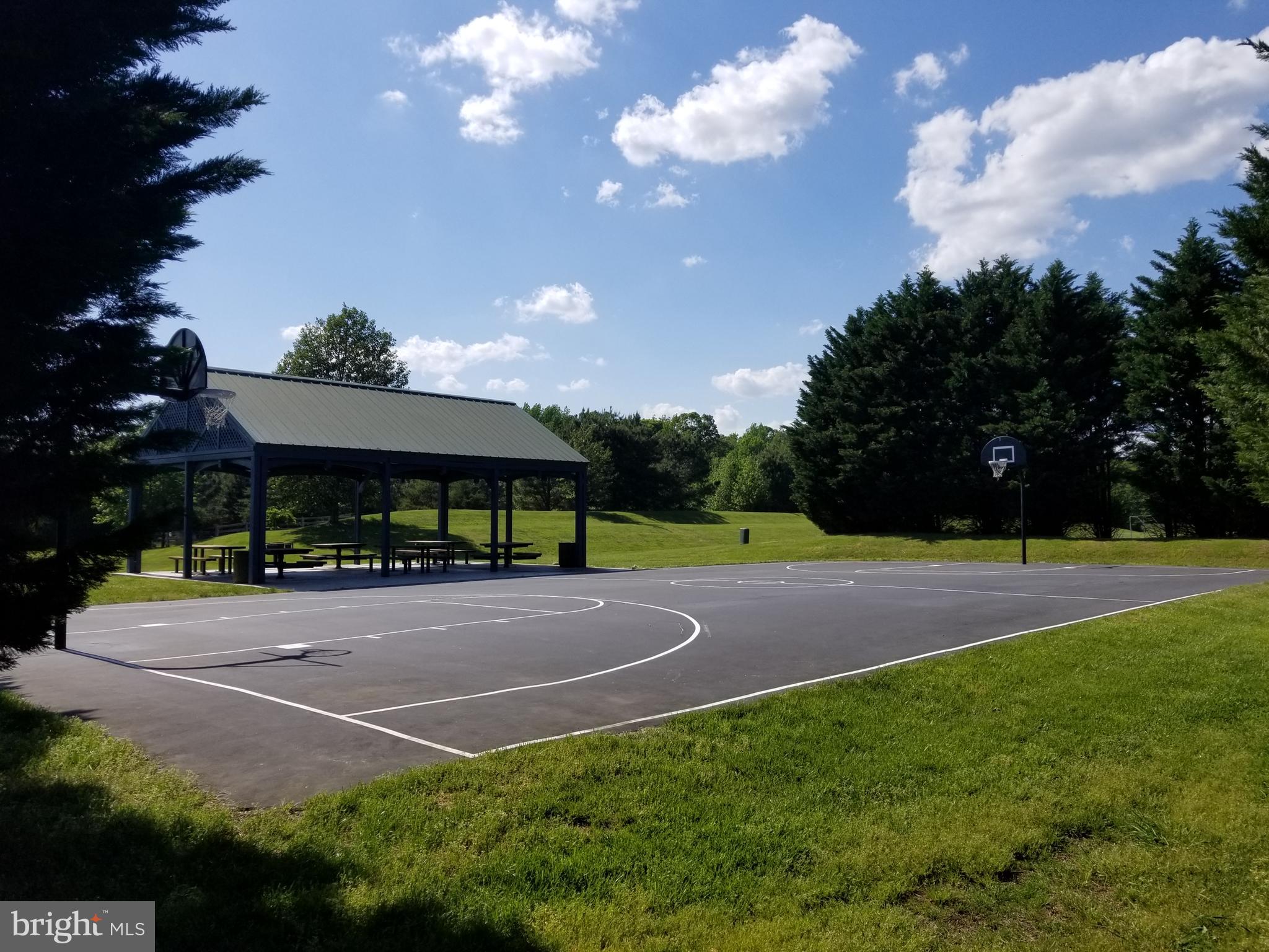 FAWN LAKE - Residential