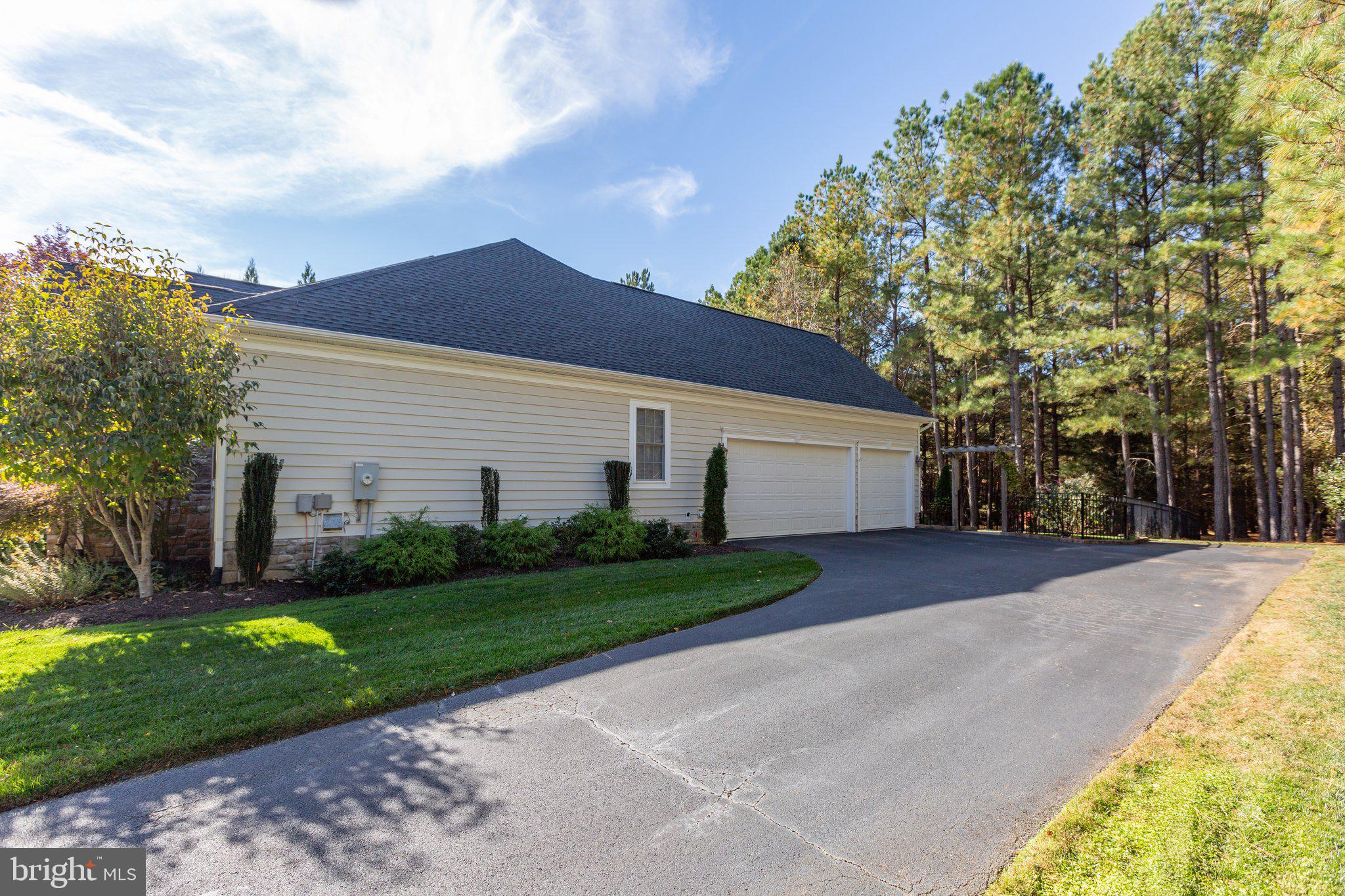 FAWN LAKE - Residential