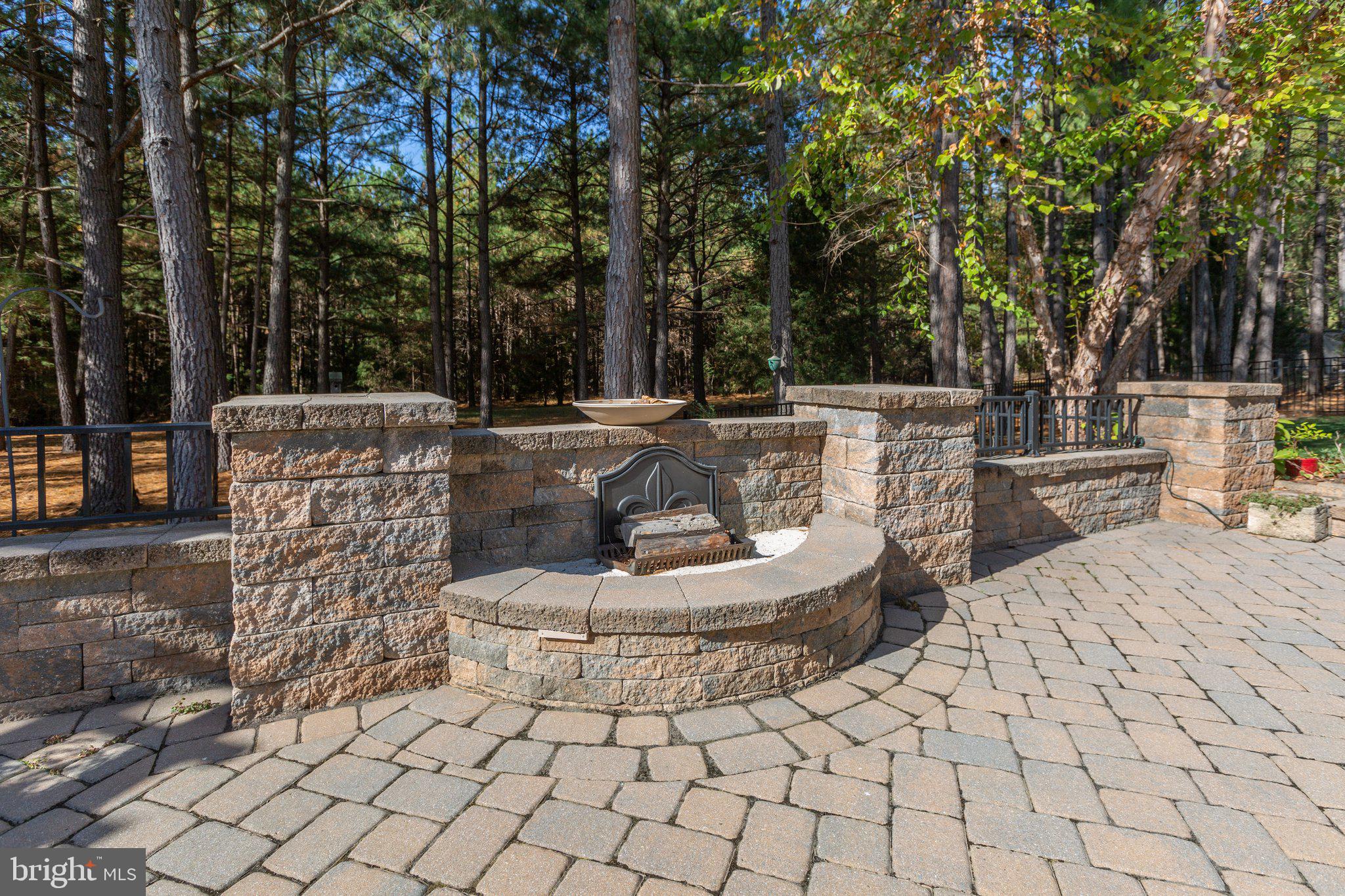 FAWN LAKE - Residential