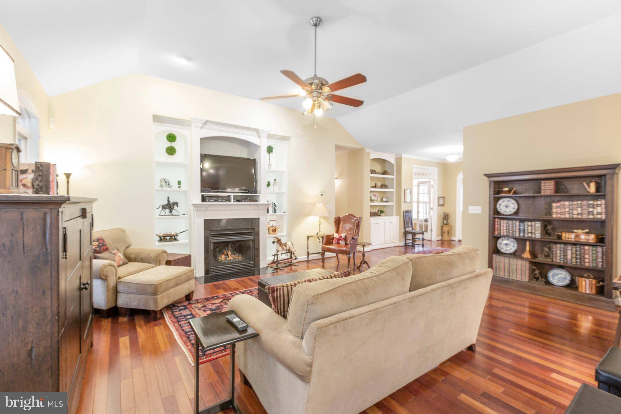 FAWN LAKE - Residential