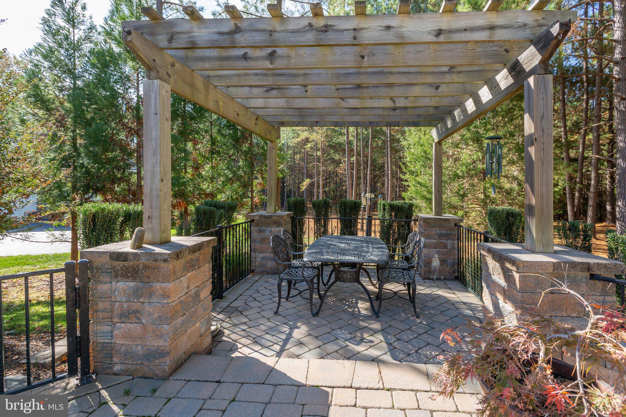 FAWN LAKE - Residential