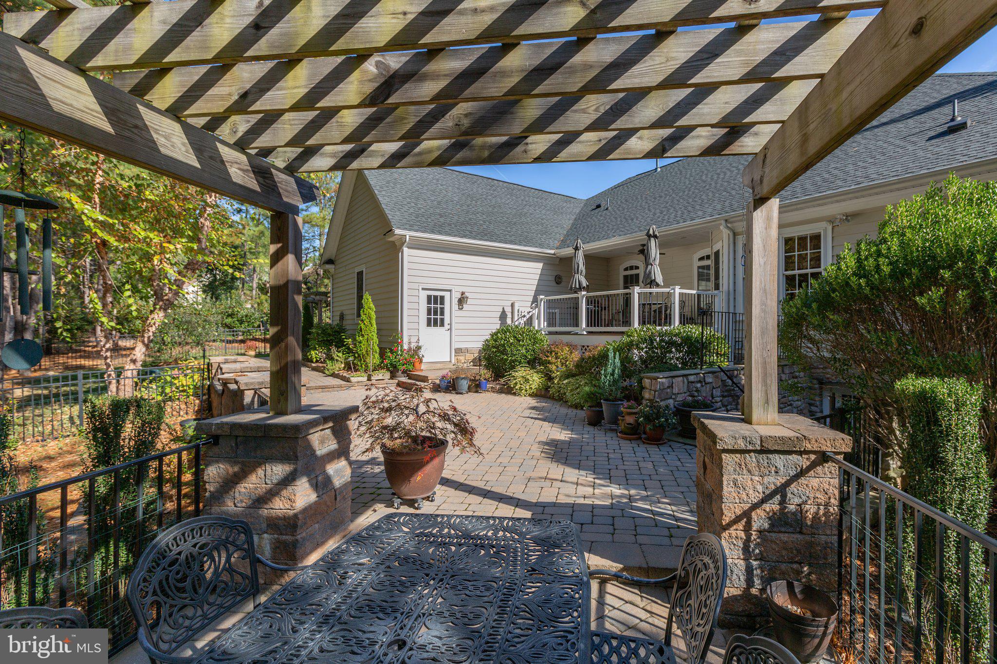 FAWN LAKE - Residential