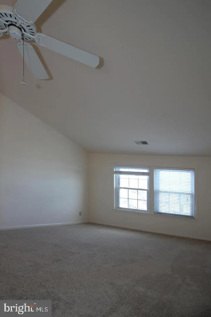 Fairfax, Virginia 22033, United States, 2 Bedrooms Bedrooms, ,2 BathroomsBathrooms,Residential,Active,84345