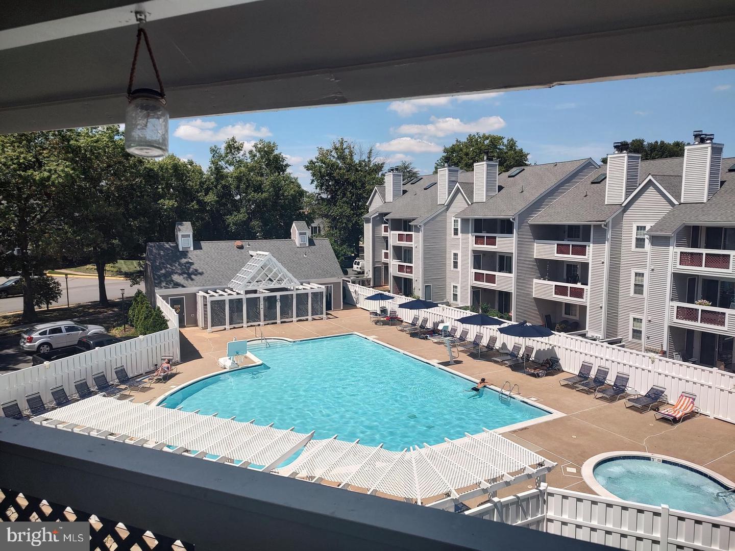 GRAYS POINTE - Residential Lease