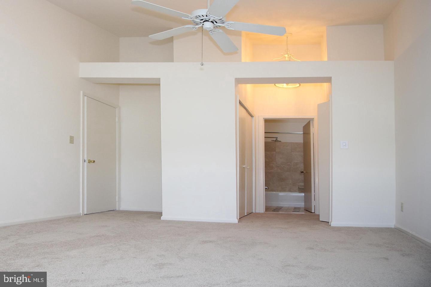 GRAYS POINTE - Residential Lease