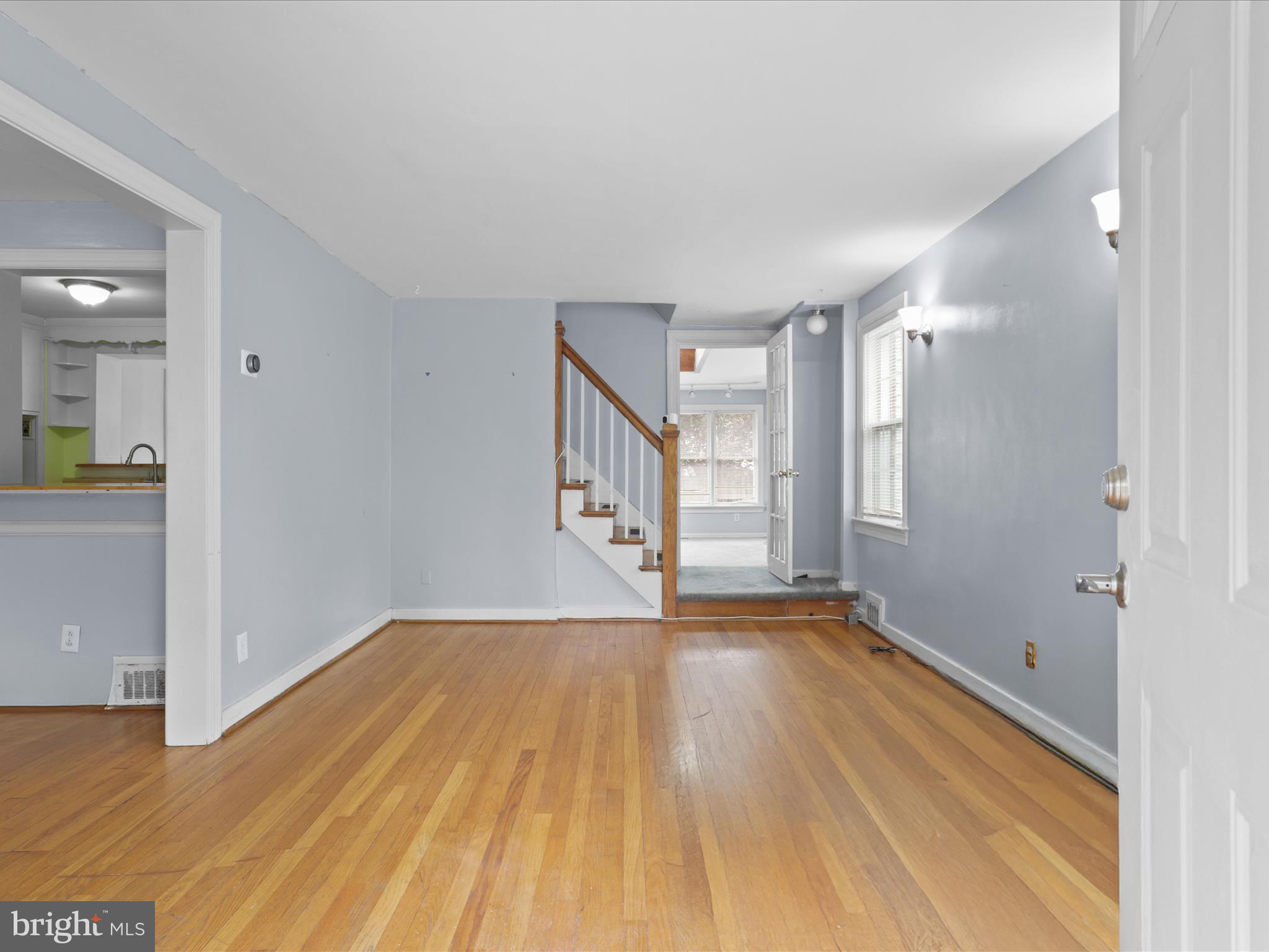 2400 ARLINGTON BOULEVARD