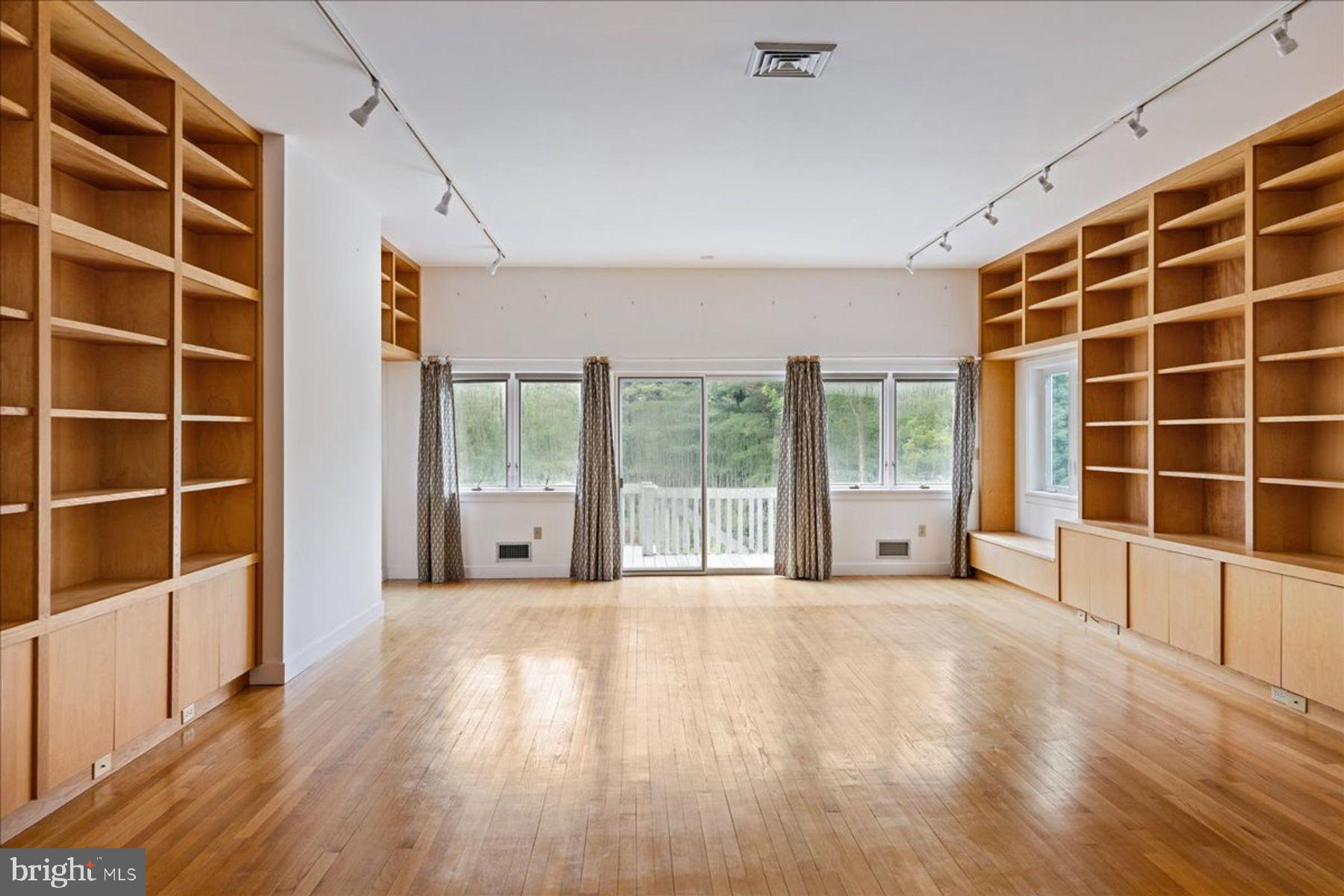 ARONIMINK - Residential