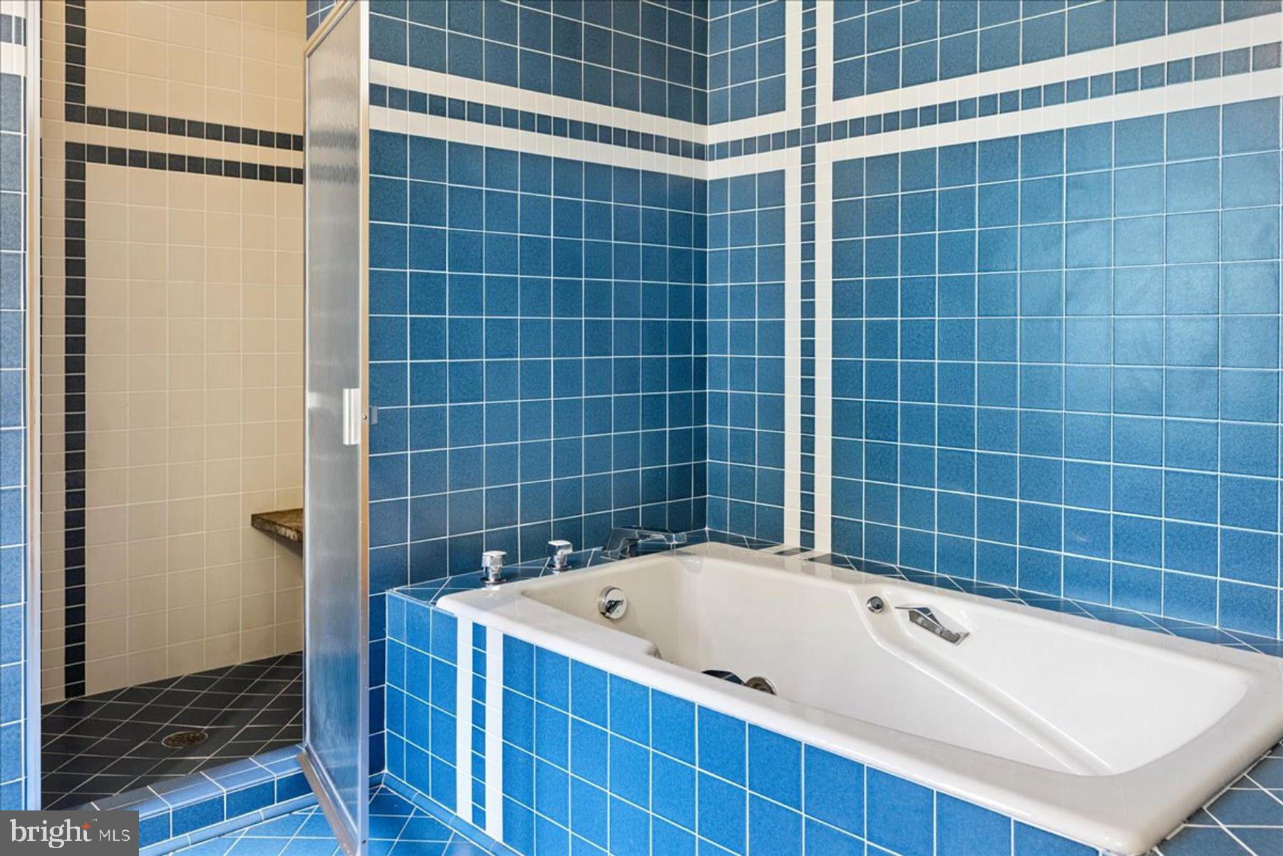 ARONIMINK - Residential