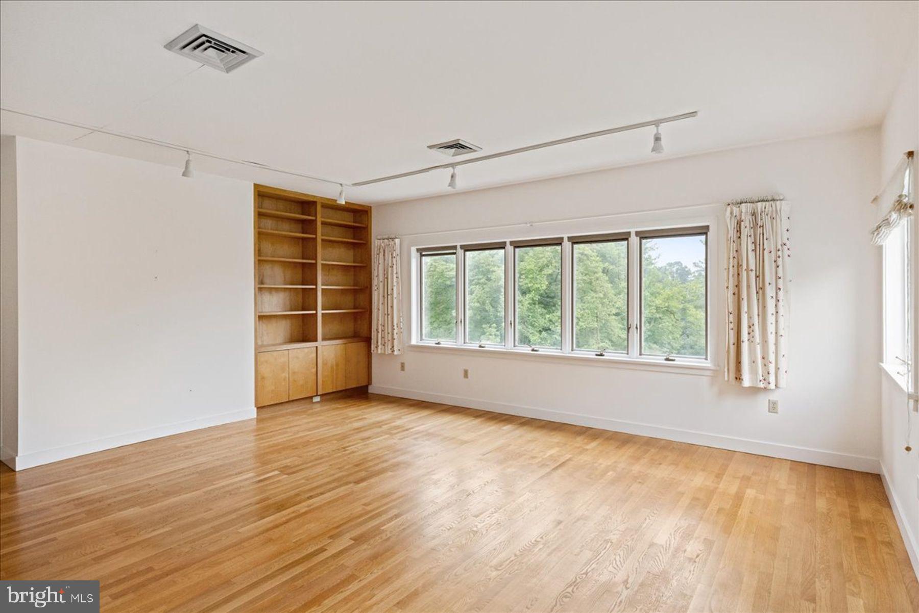 ARONIMINK - Residential