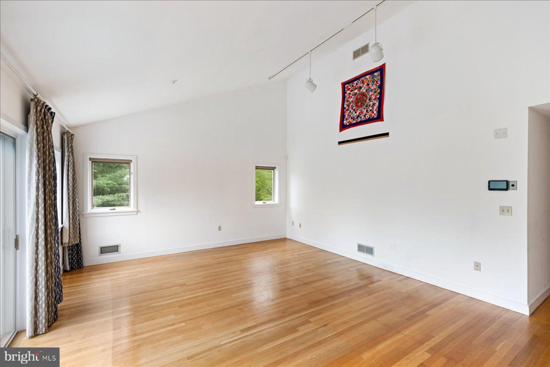 ARONIMINK - Residential