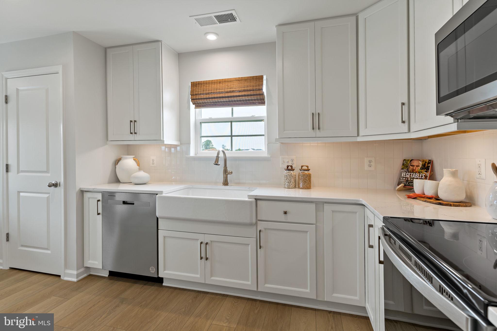 HOMESITE 611 FONTANA CIRCLE