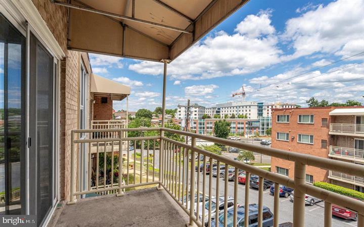 4270 E CAPITOL STREET NE 304
