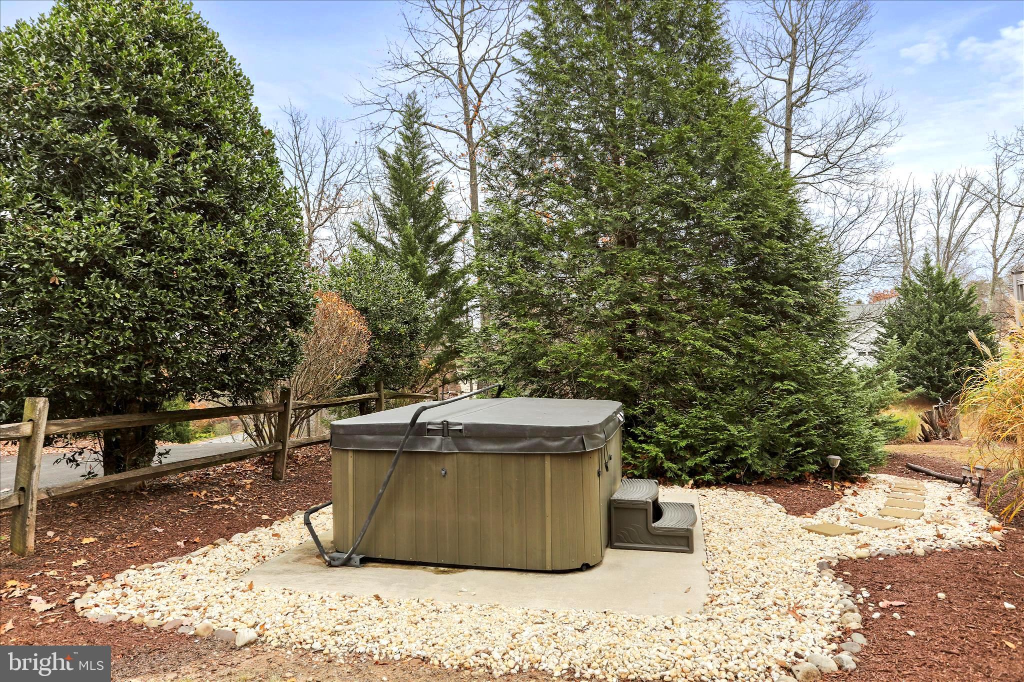 THE WOODS - Residential