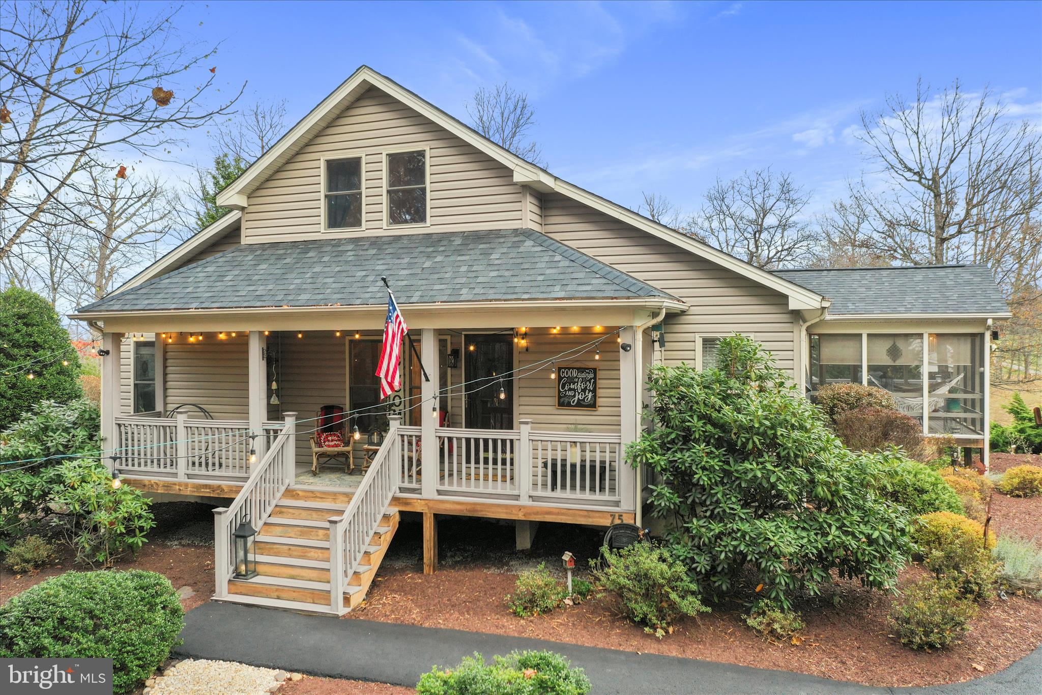 THE WOODS - Residential