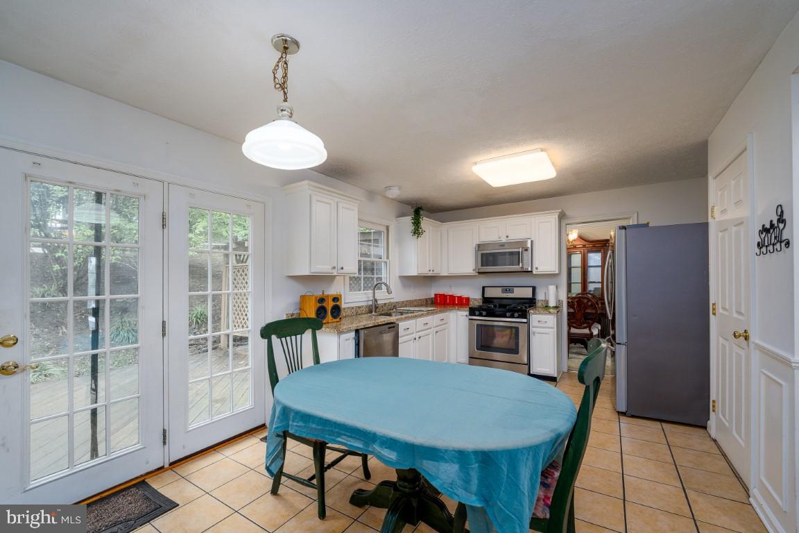 HINES ESTATES - Residential