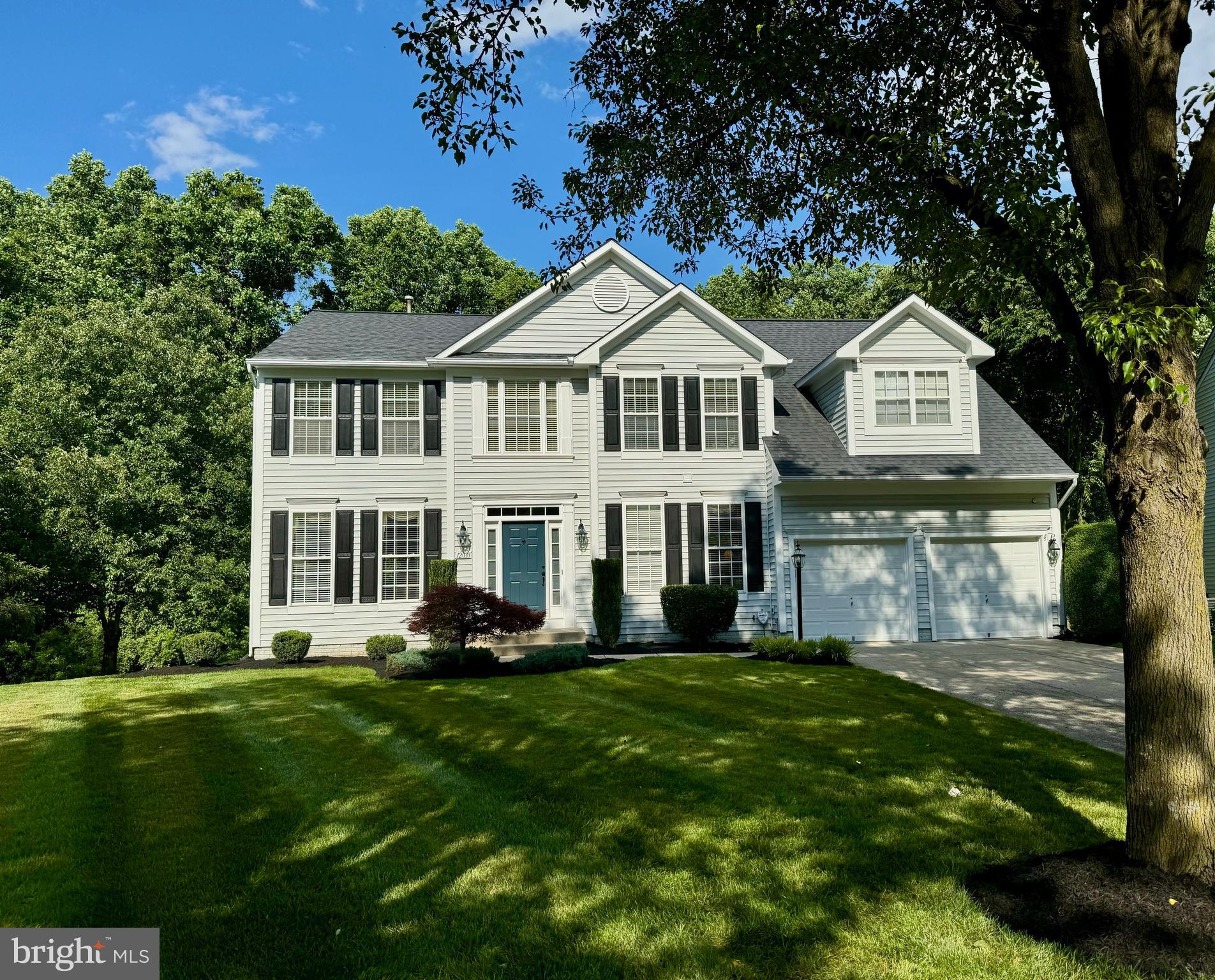 VILLAGE OF RIVER HILL - Residential