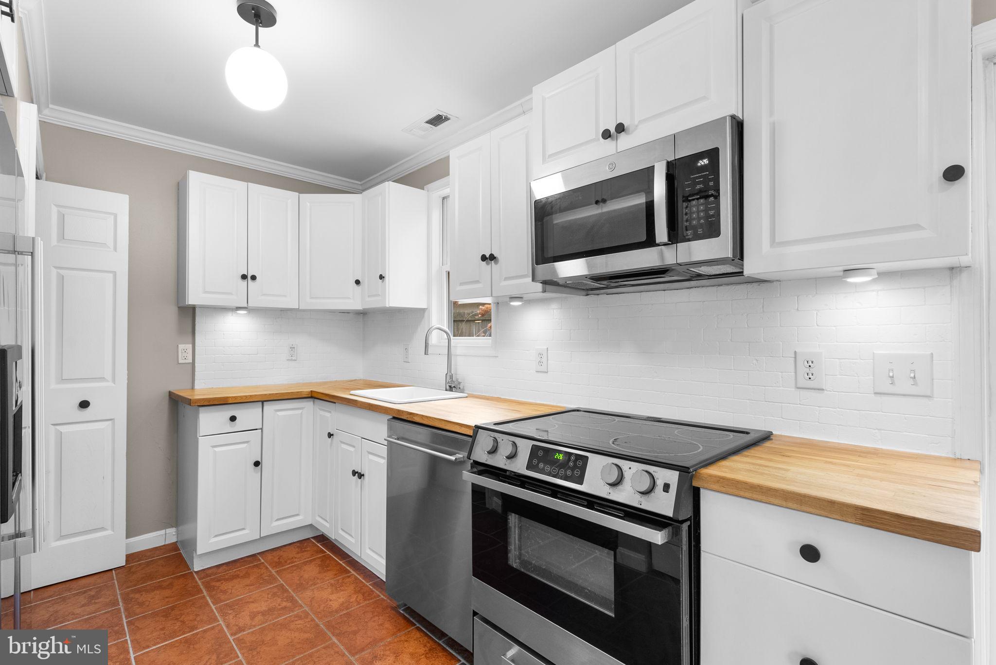 HERALD HARBOR - Residential