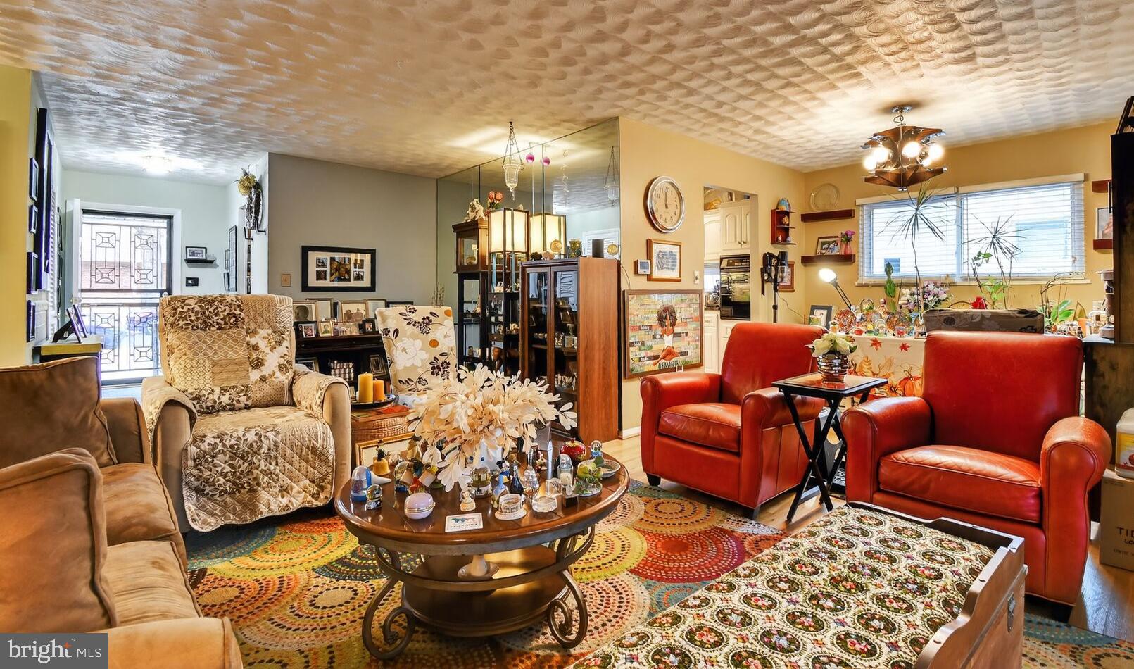 SCHROM HILLS - Residential