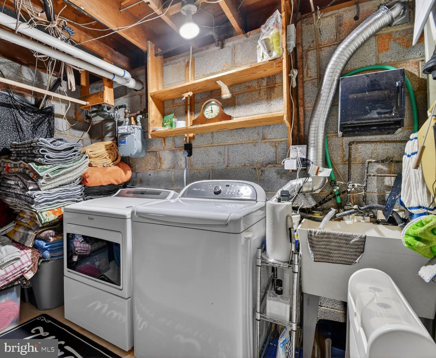 SCHROM HILLS - Residential