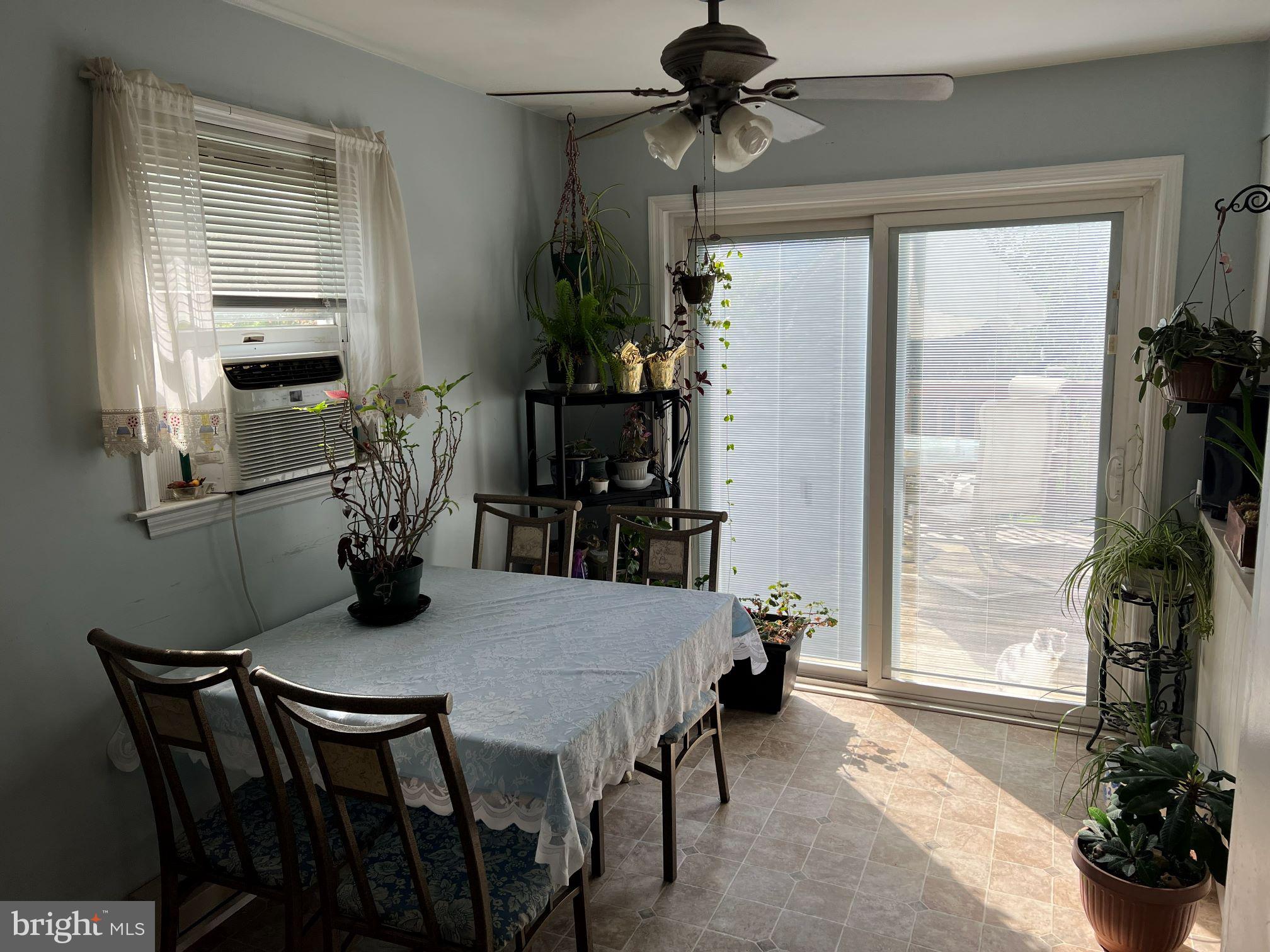 HEMPFIELD AREA - Residential