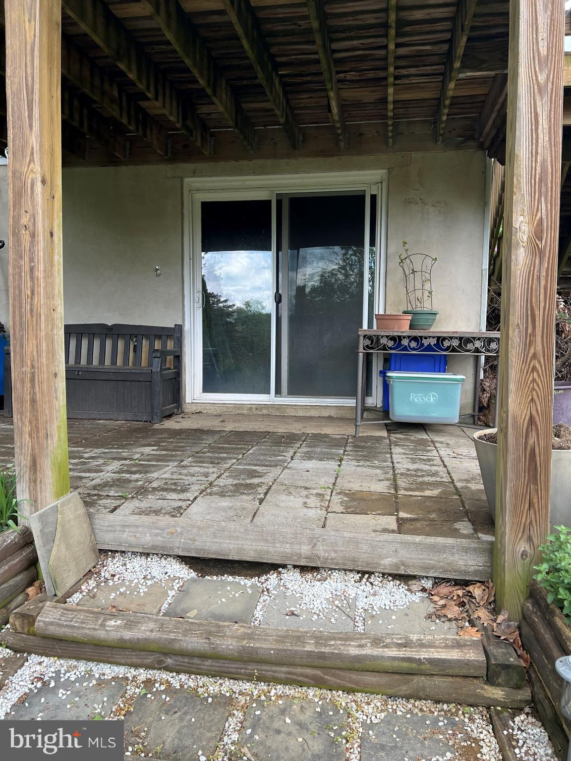 HEMPFIELD AREA - Residential