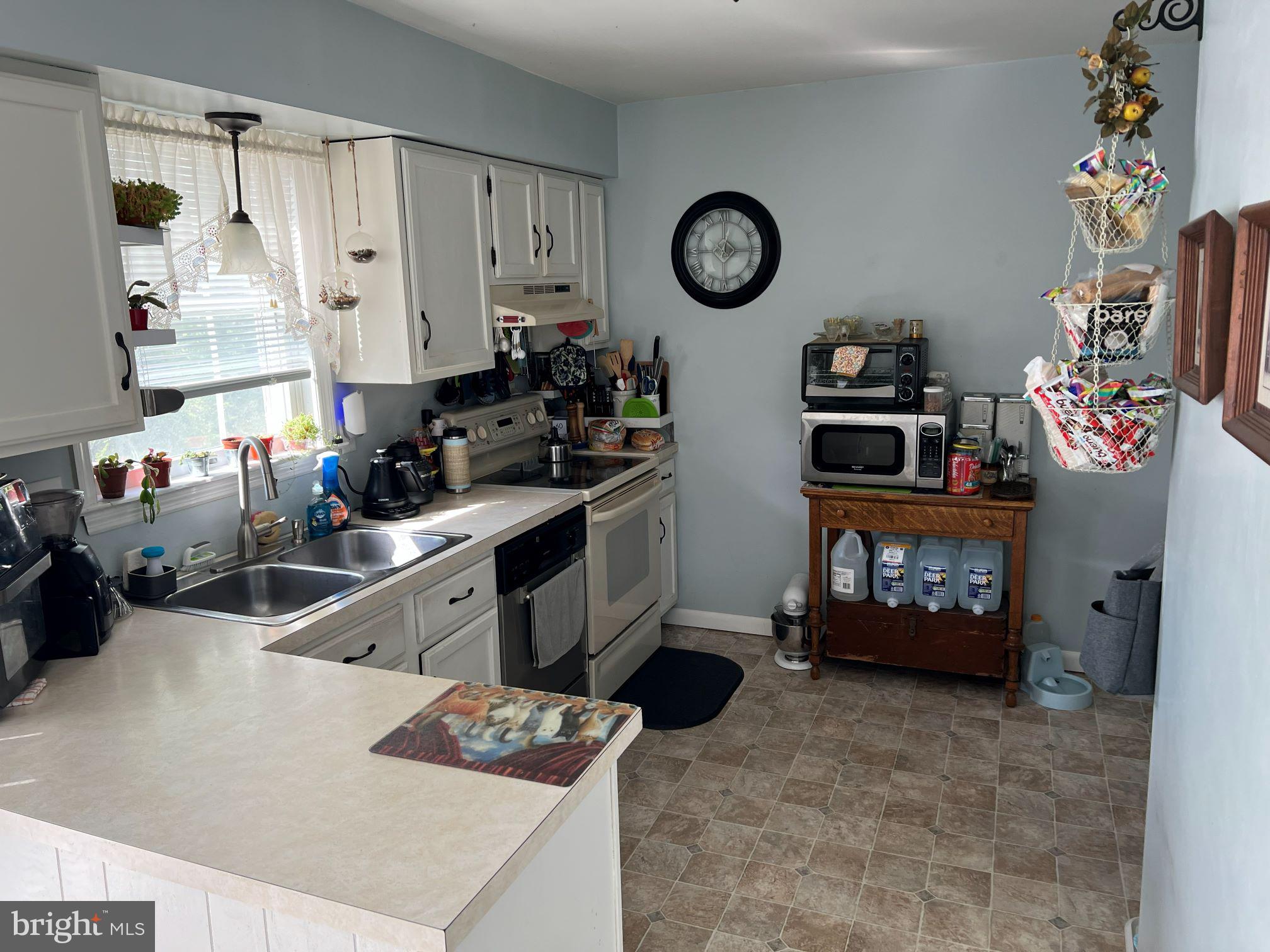 HEMPFIELD AREA - Residential