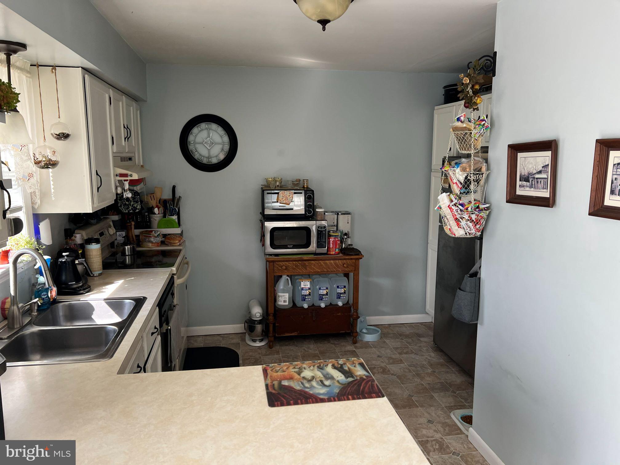 HEMPFIELD AREA - Residential