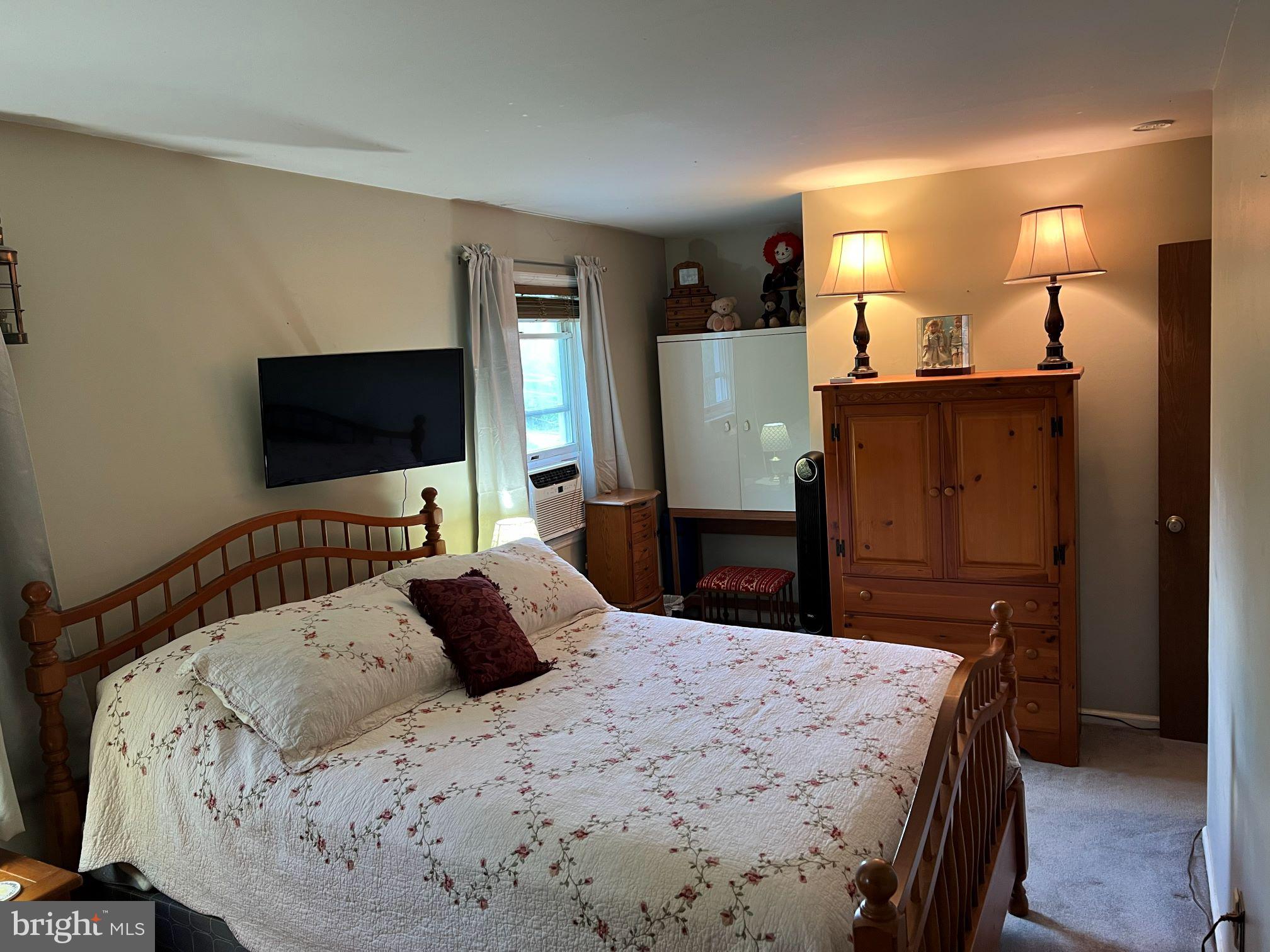 HEMPFIELD AREA - Residential