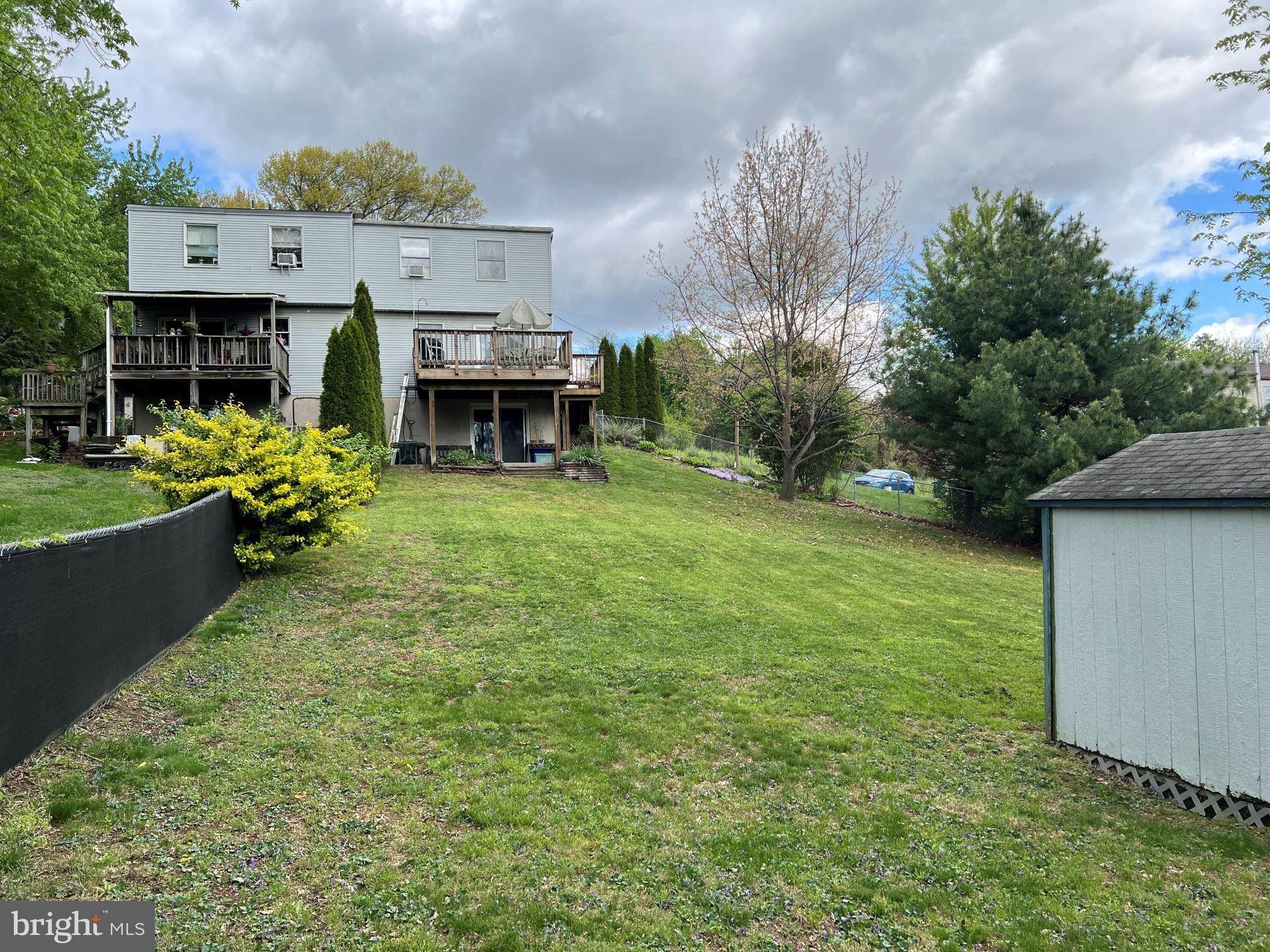 HEMPFIELD AREA - Residential