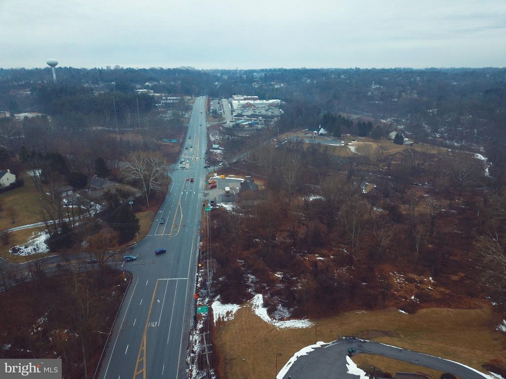 Photo of 806 Downingtown Pike, WEST CHESTER, PA 19380 (MLS # PACT2090814)