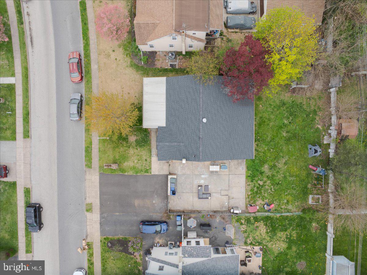 ROSLYN - Residential