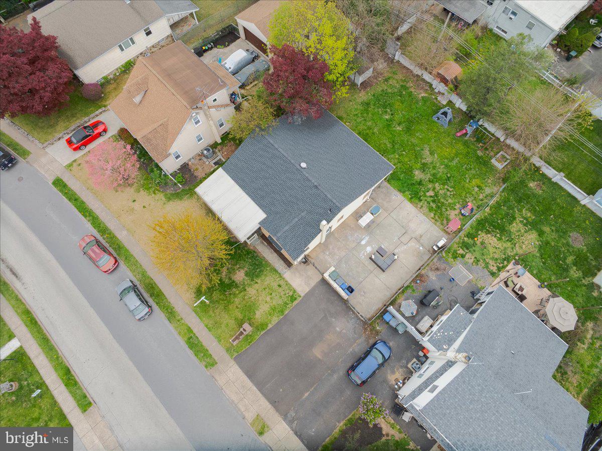 ROSLYN - Residential