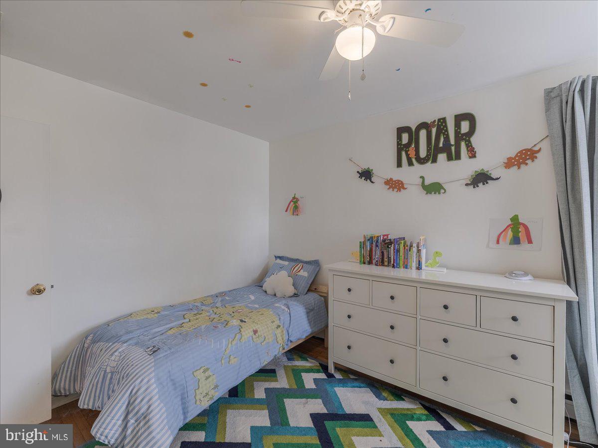 ROSLYN - Residential