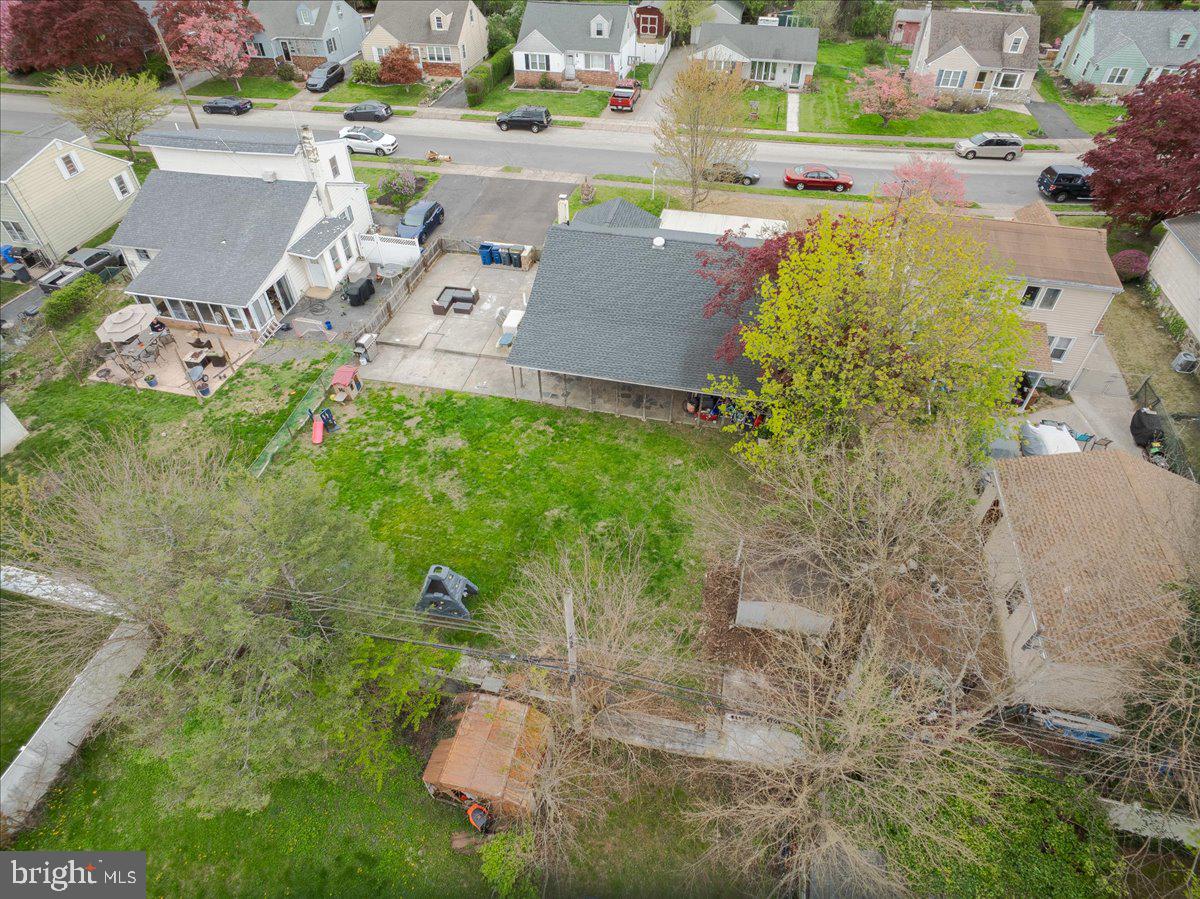 ROSLYN - Residential