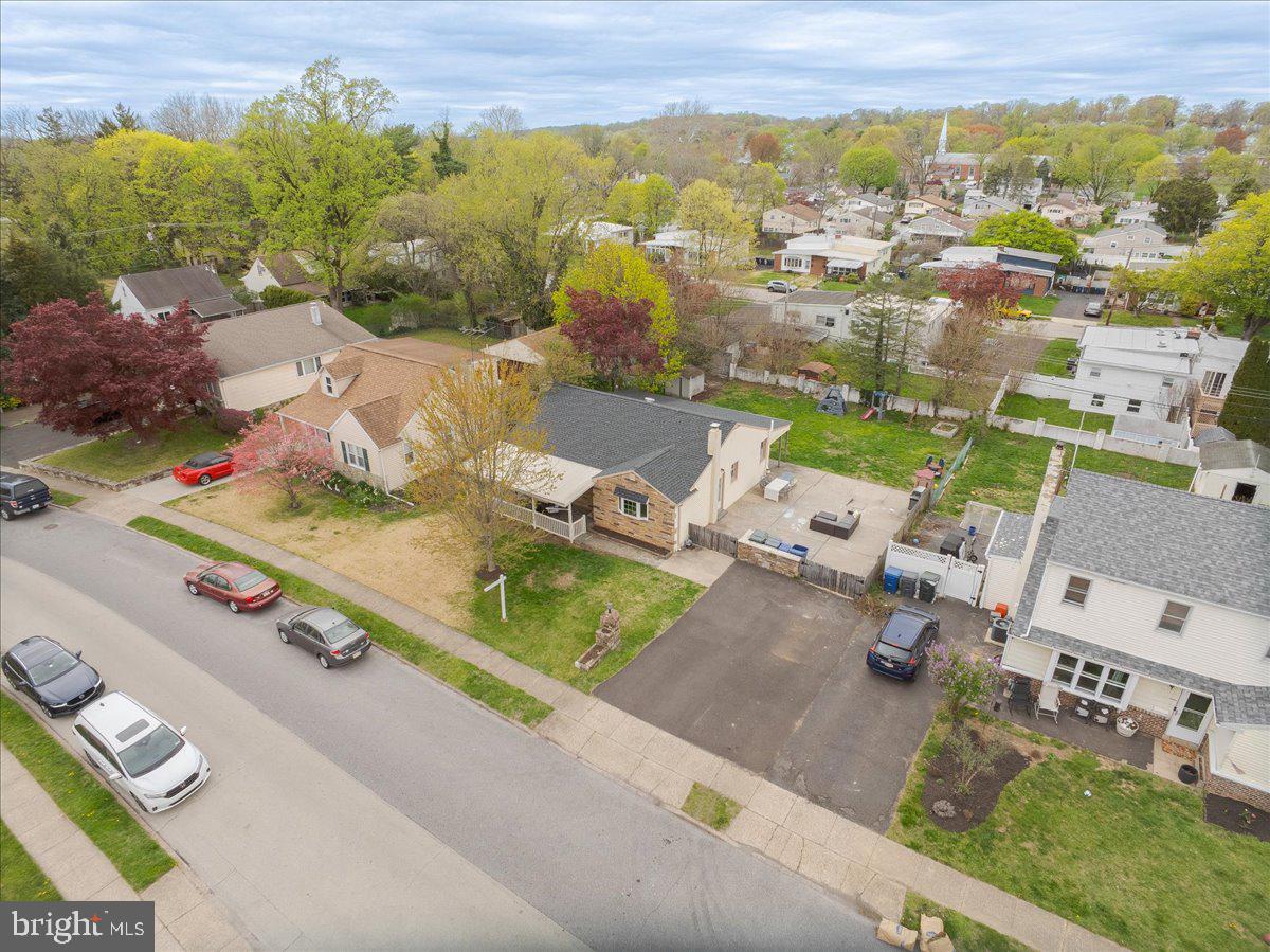 ROSLYN - Residential