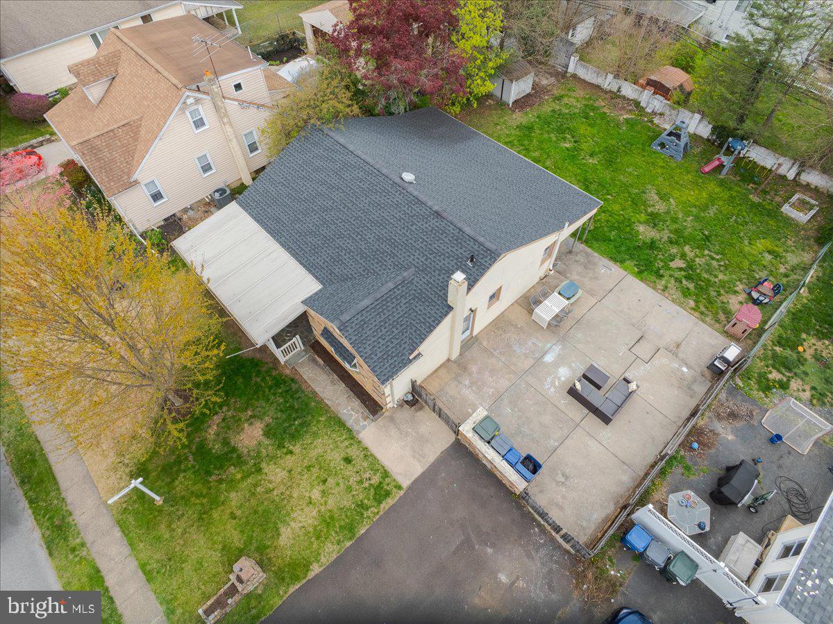 ROSLYN - Residential