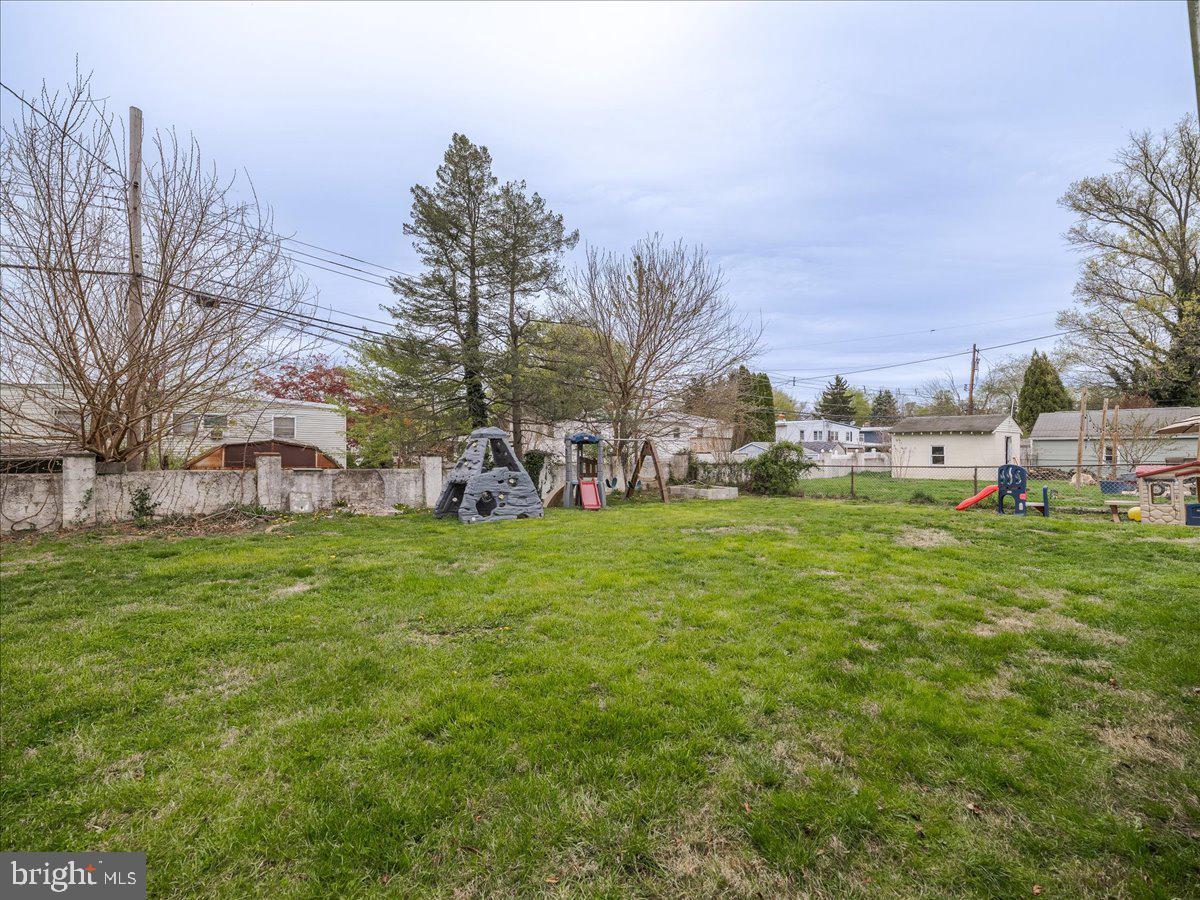 ROSLYN - Residential