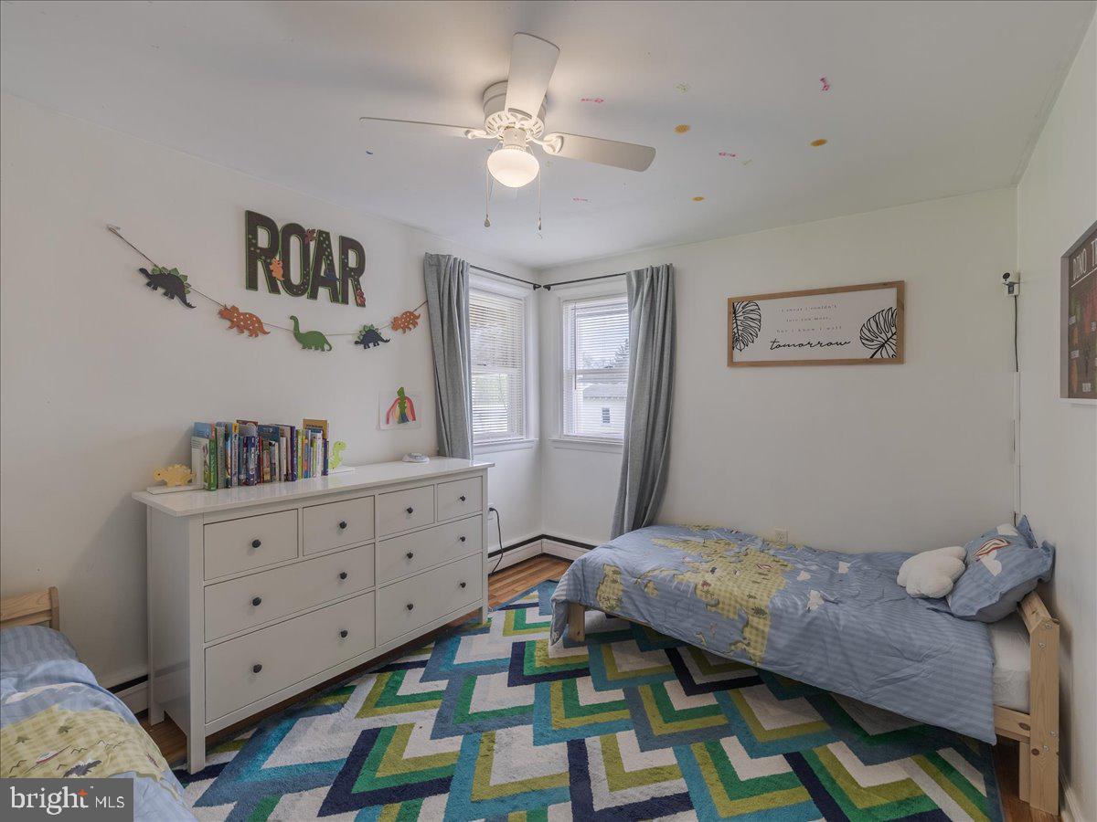 ROSLYN - Residential