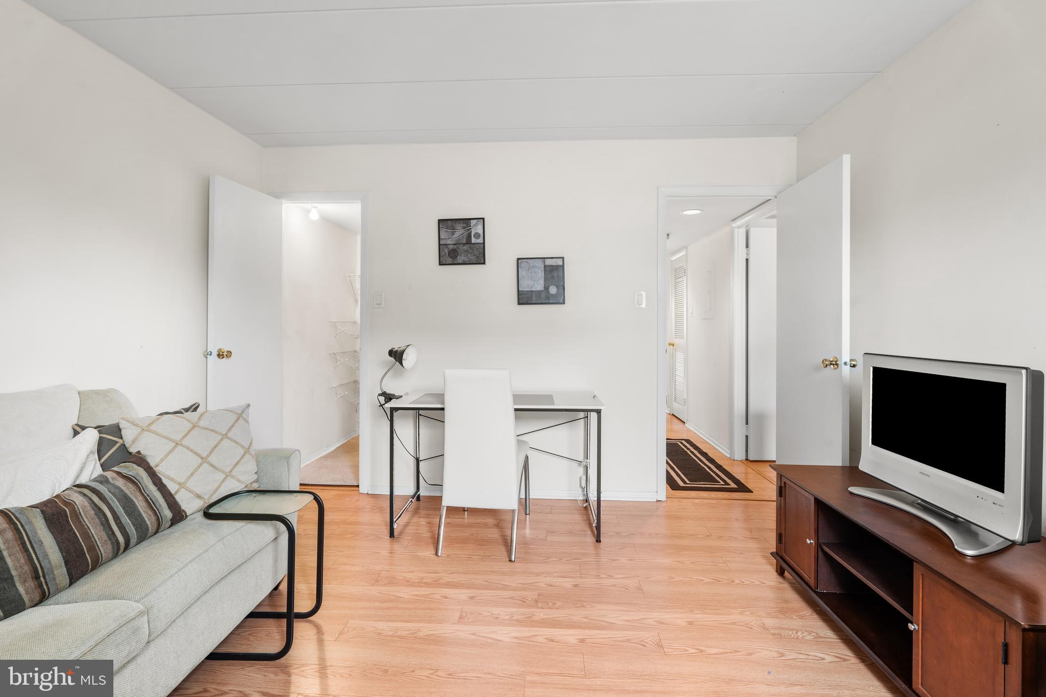 REGENCY - Residential