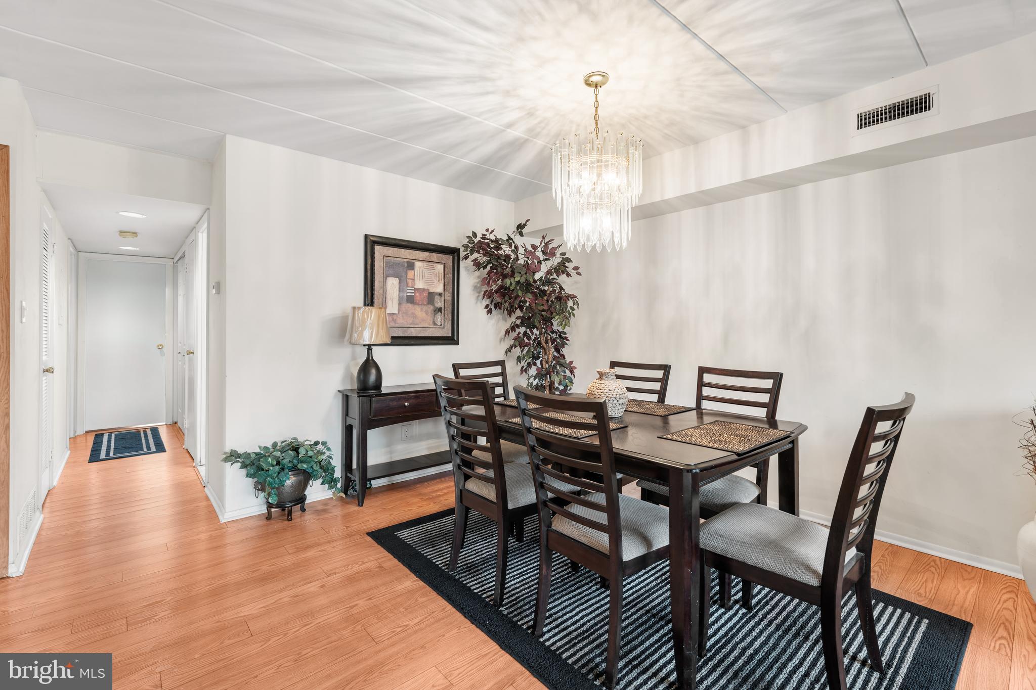 REGENCY - Residential