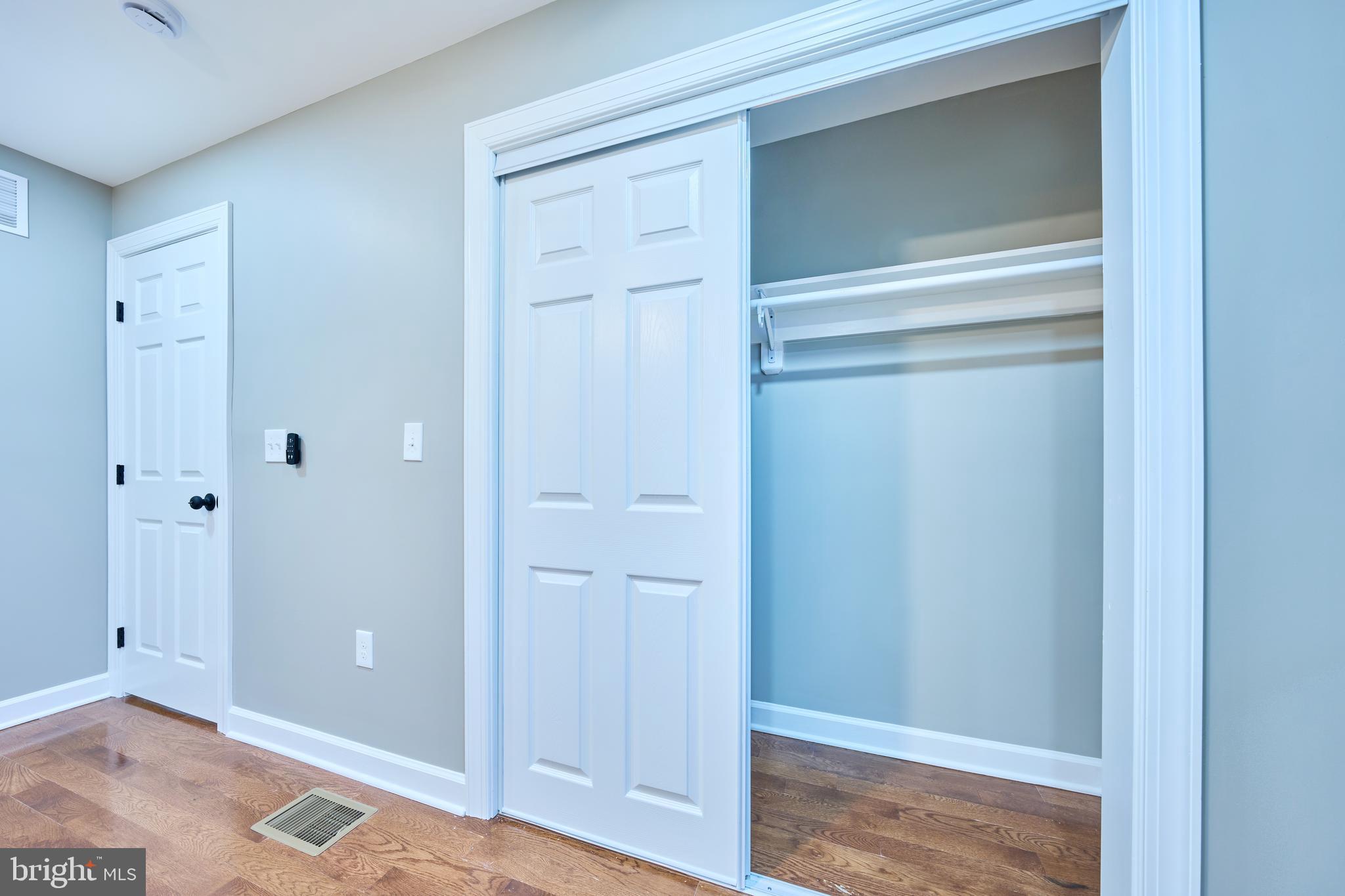 BROOKE-JANE MANOR - Residential