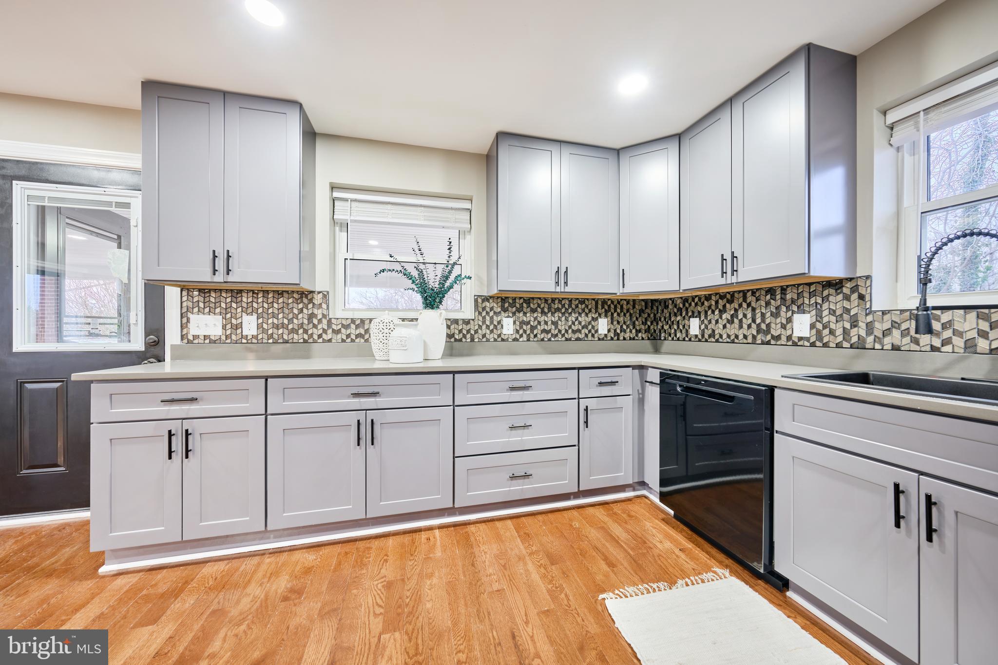 BROOKE-JANE MANOR - Residential